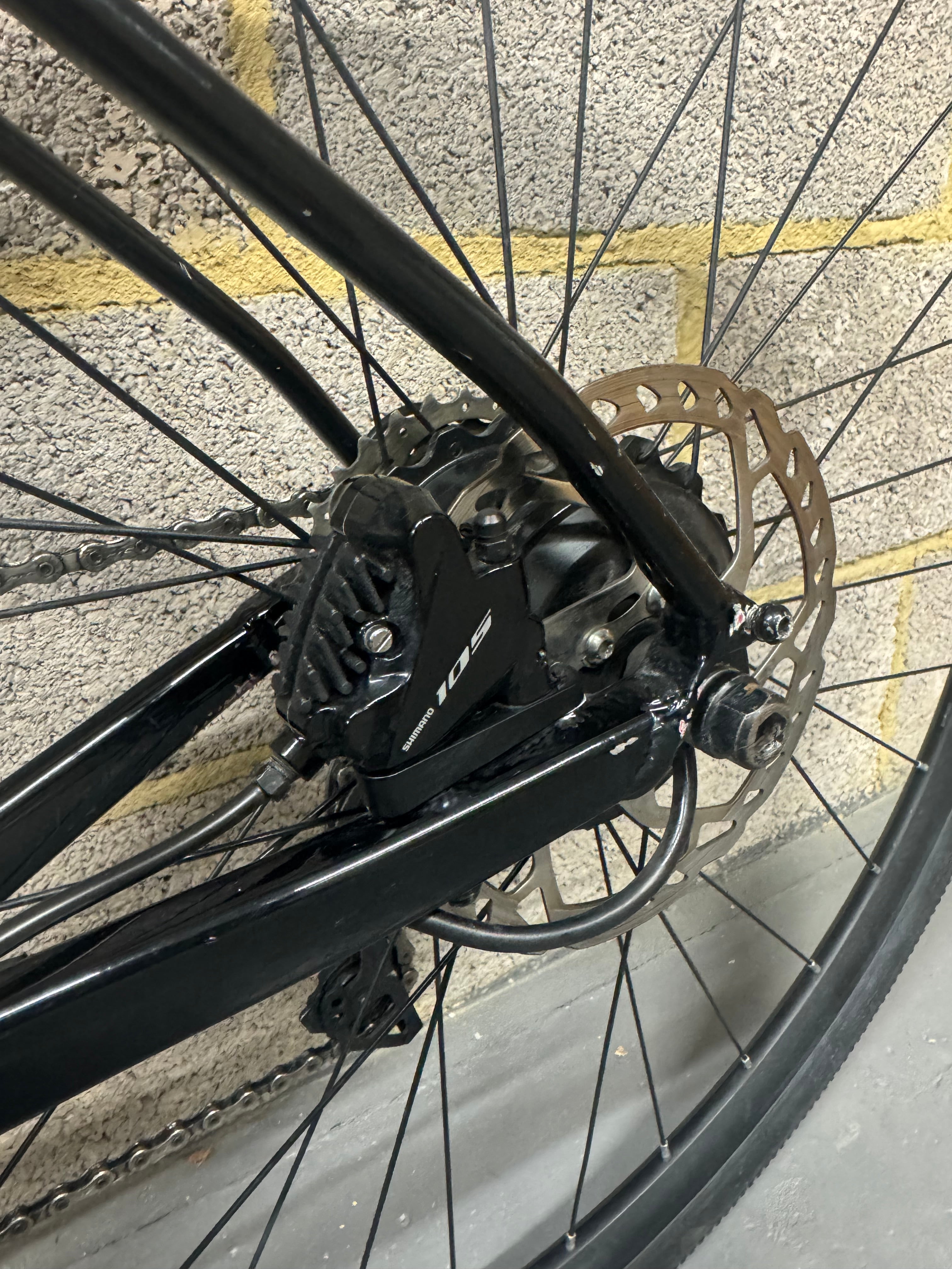 Ribble CGR ALe 105 Hydraulic Black/Red Size 54cm - Used (Collection Only)