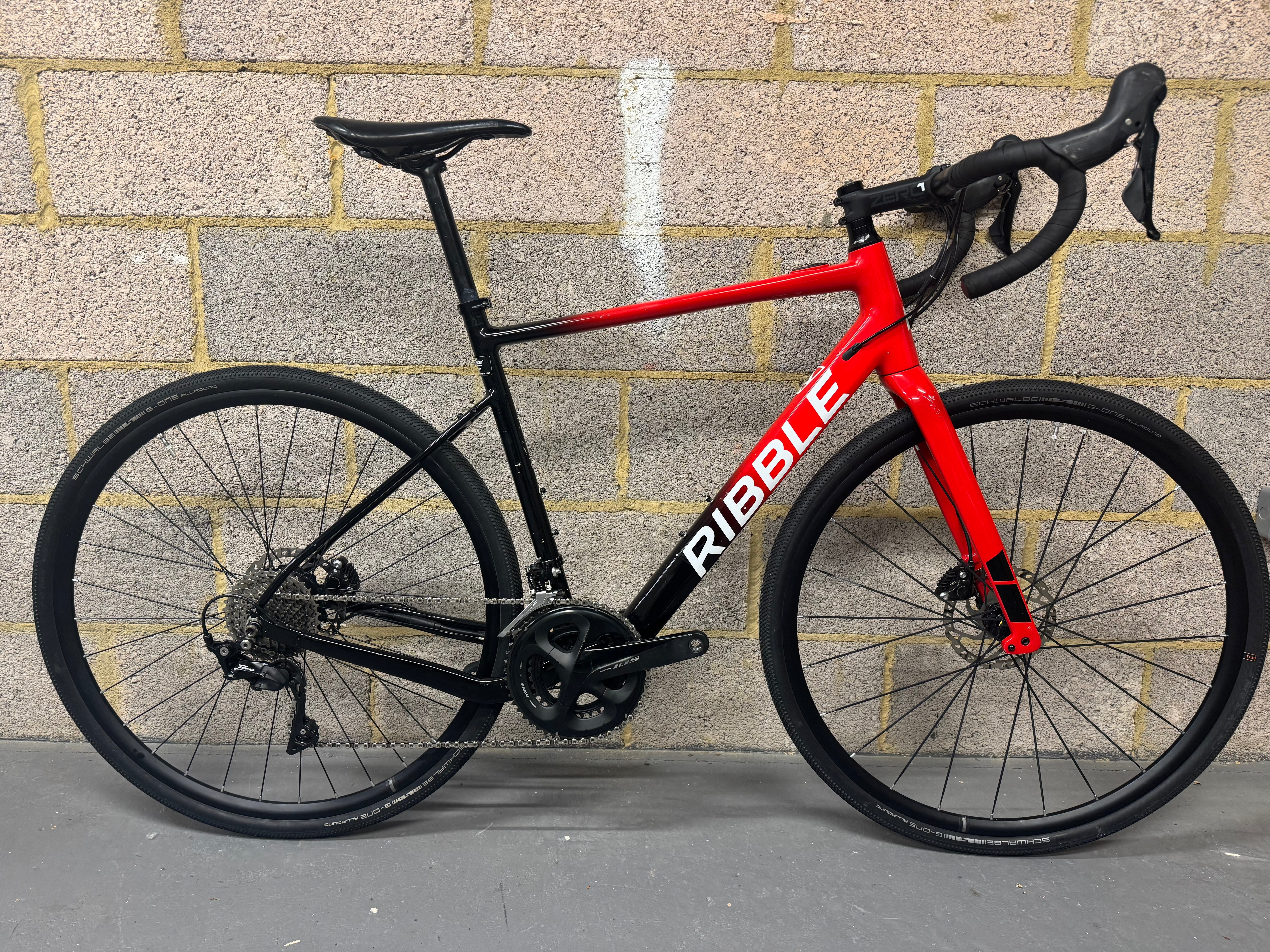 Ribble CGR ALe 105 Hydraulic Black/Red Size 54cm - Used (Collection Only)