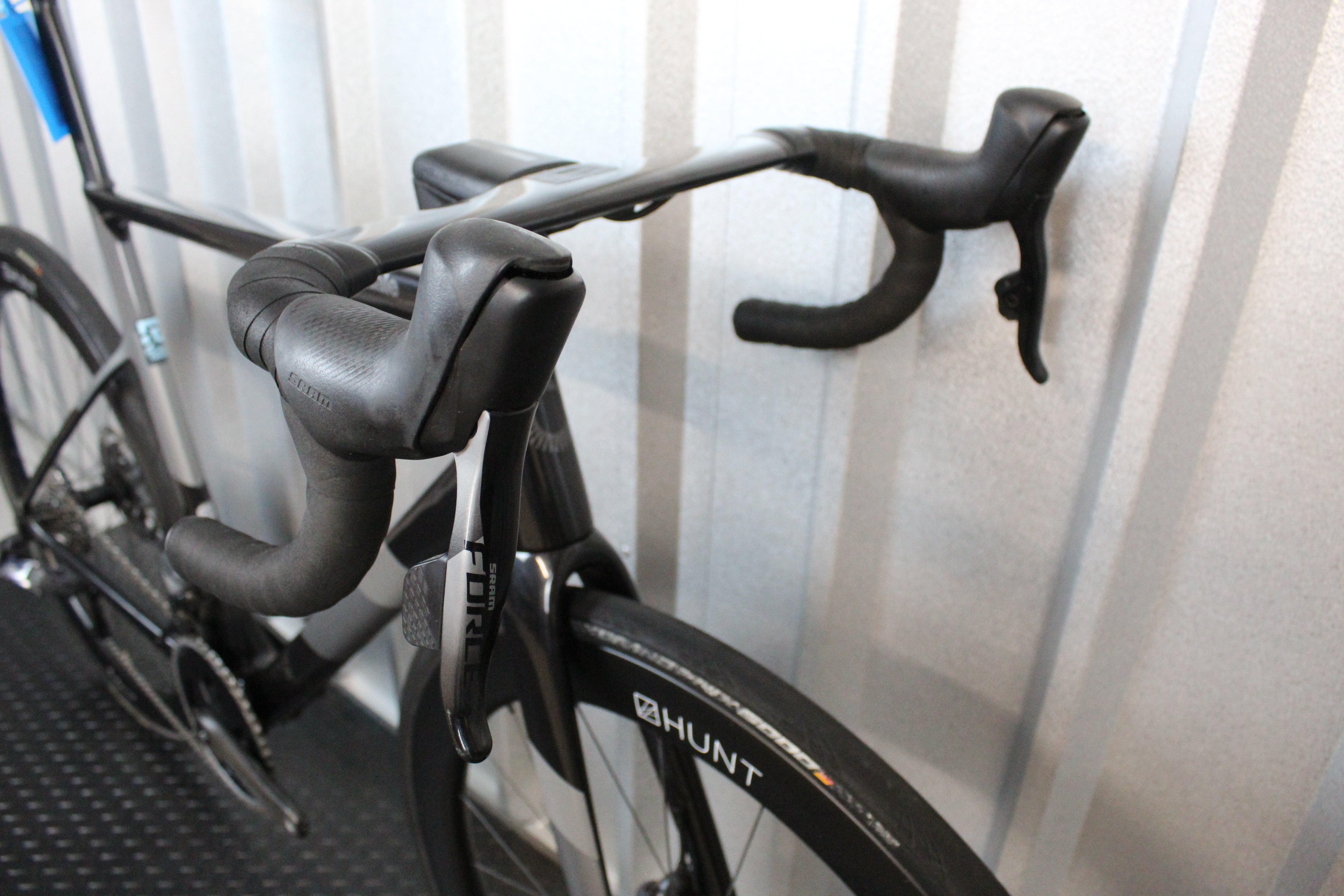 2022 Cannondale SuperSix EVO Force AXS Hunt Carbon Road Bike, Black 56cm – Lightly Used