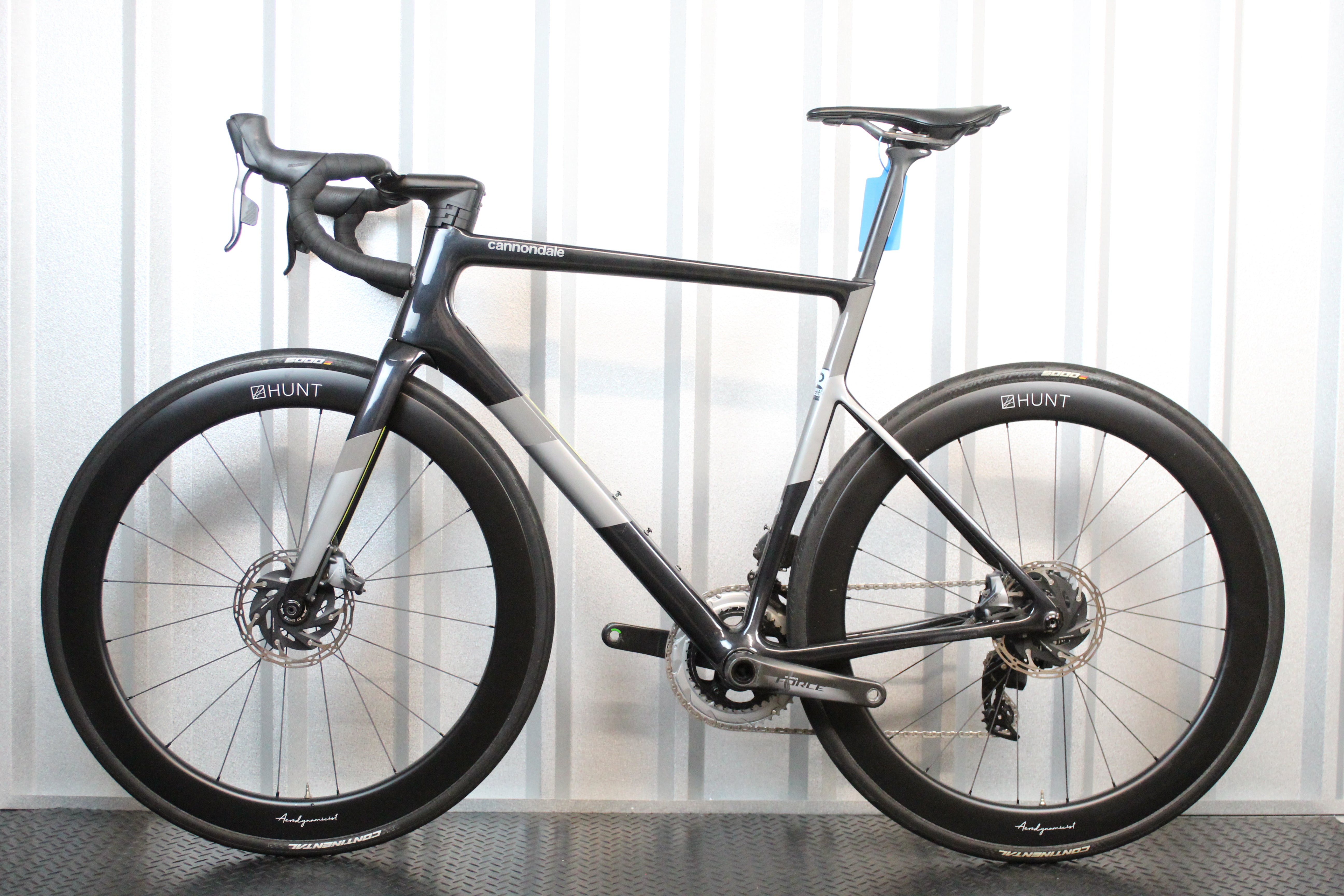 2022 Cannondale SuperSix EVO Force AXS Hunt Carbon Road Bike, Black 56cm – Lightly Used