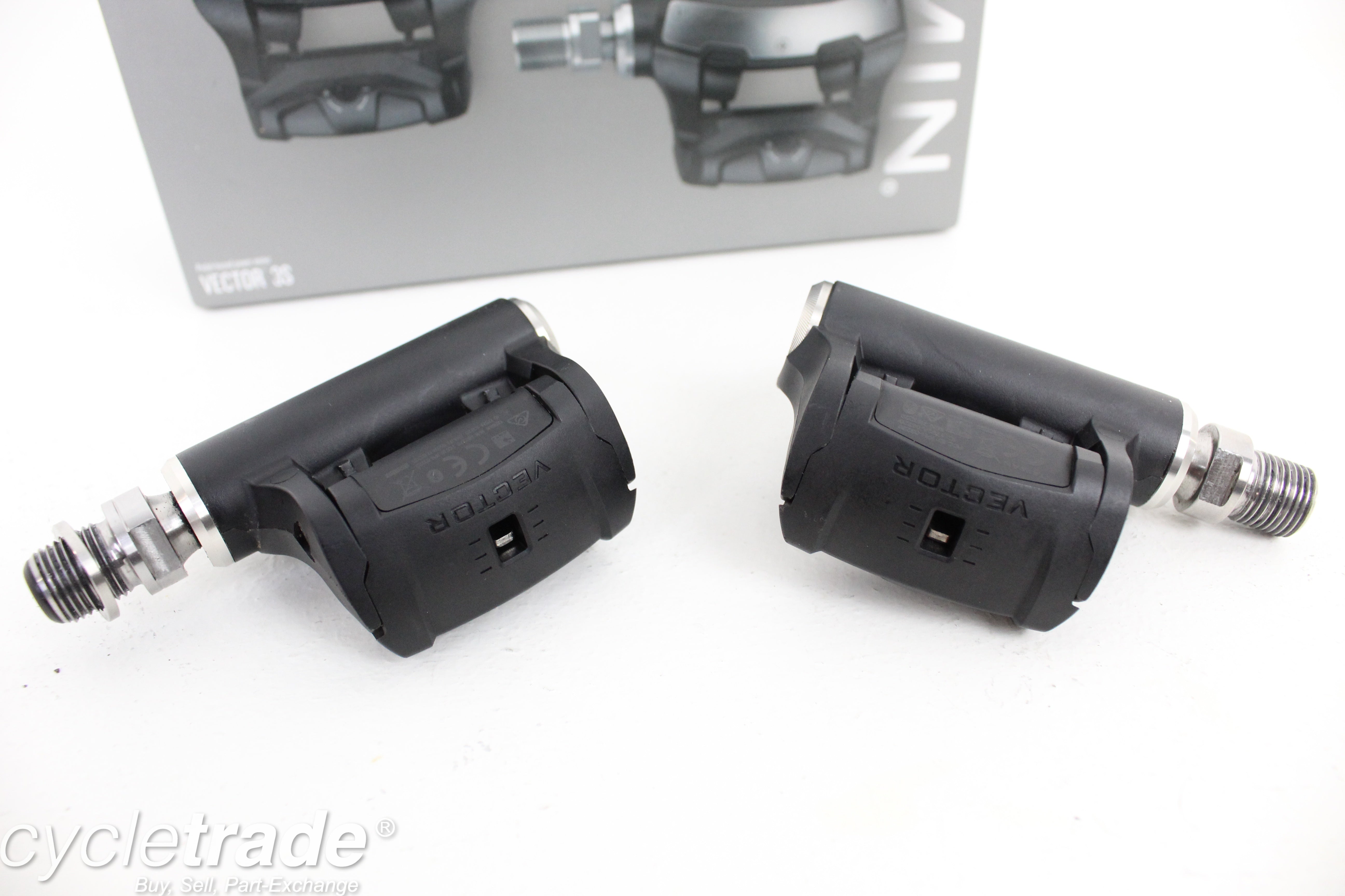 Single Sided Powermeter Pedals- Garmin Vector 3 - Very Lightly Used