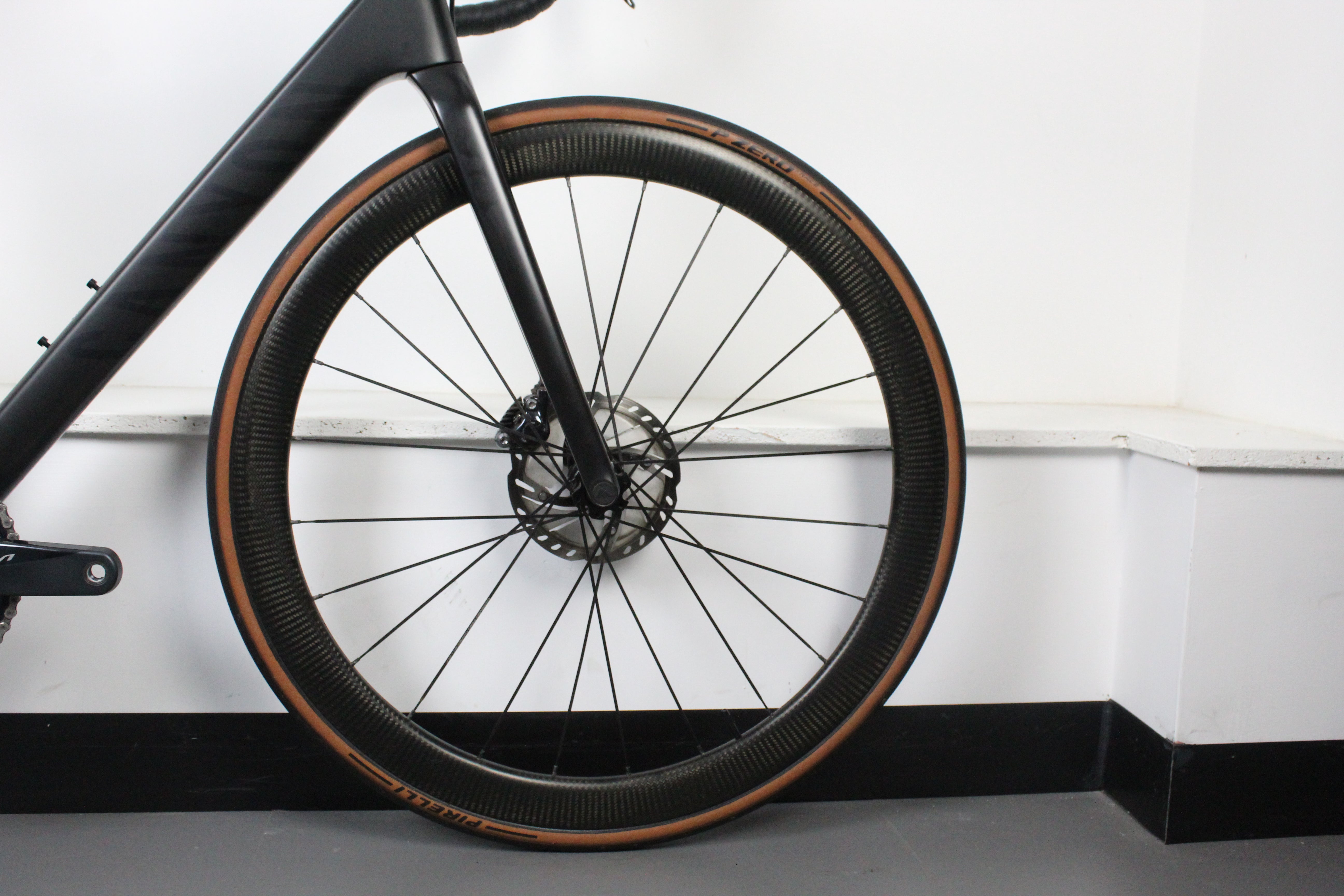 2021 Canyon Ultimate CF SL 8 Road Bike Ultegra Di2 (Size Medium) - Lightly Used