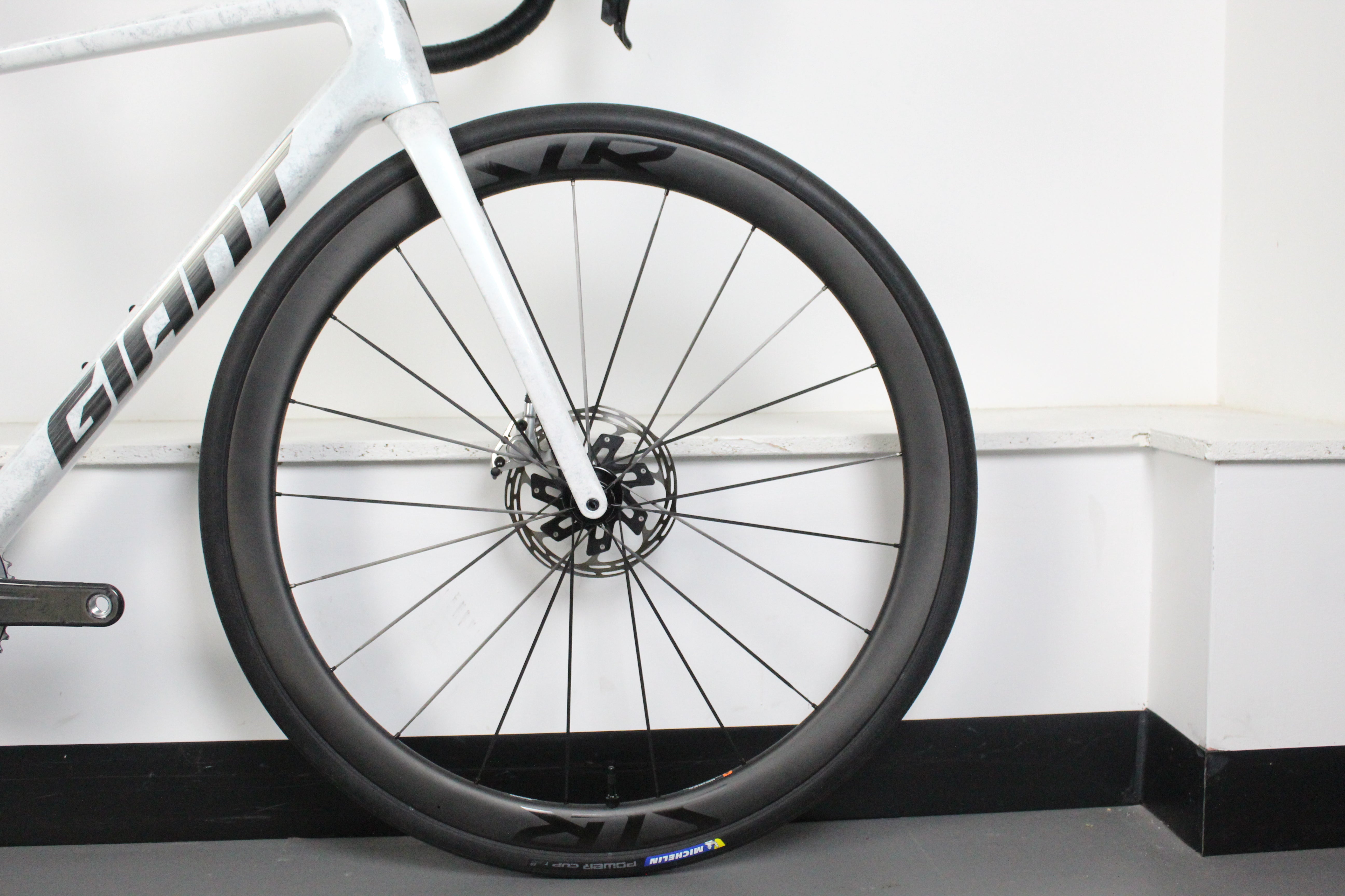 2025 Giant TCR SL-FF SRAM Red AXS SLR Opal Chrome 6.7kg (Size Small) - Mint