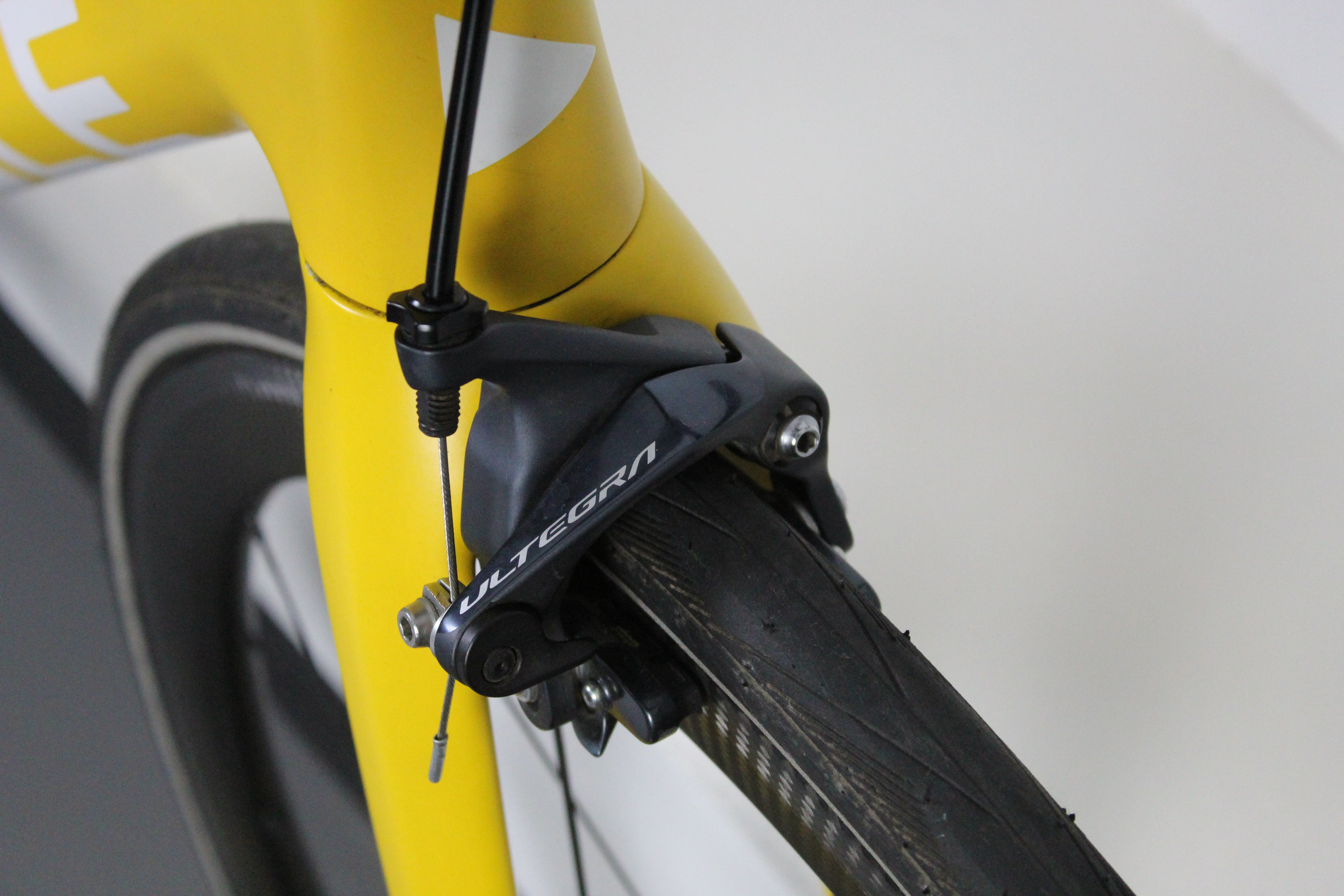 2021 Ribble Endurance SL Ultegra Di2 Road Bike Red/Yellow (Medium) - Lightly Used