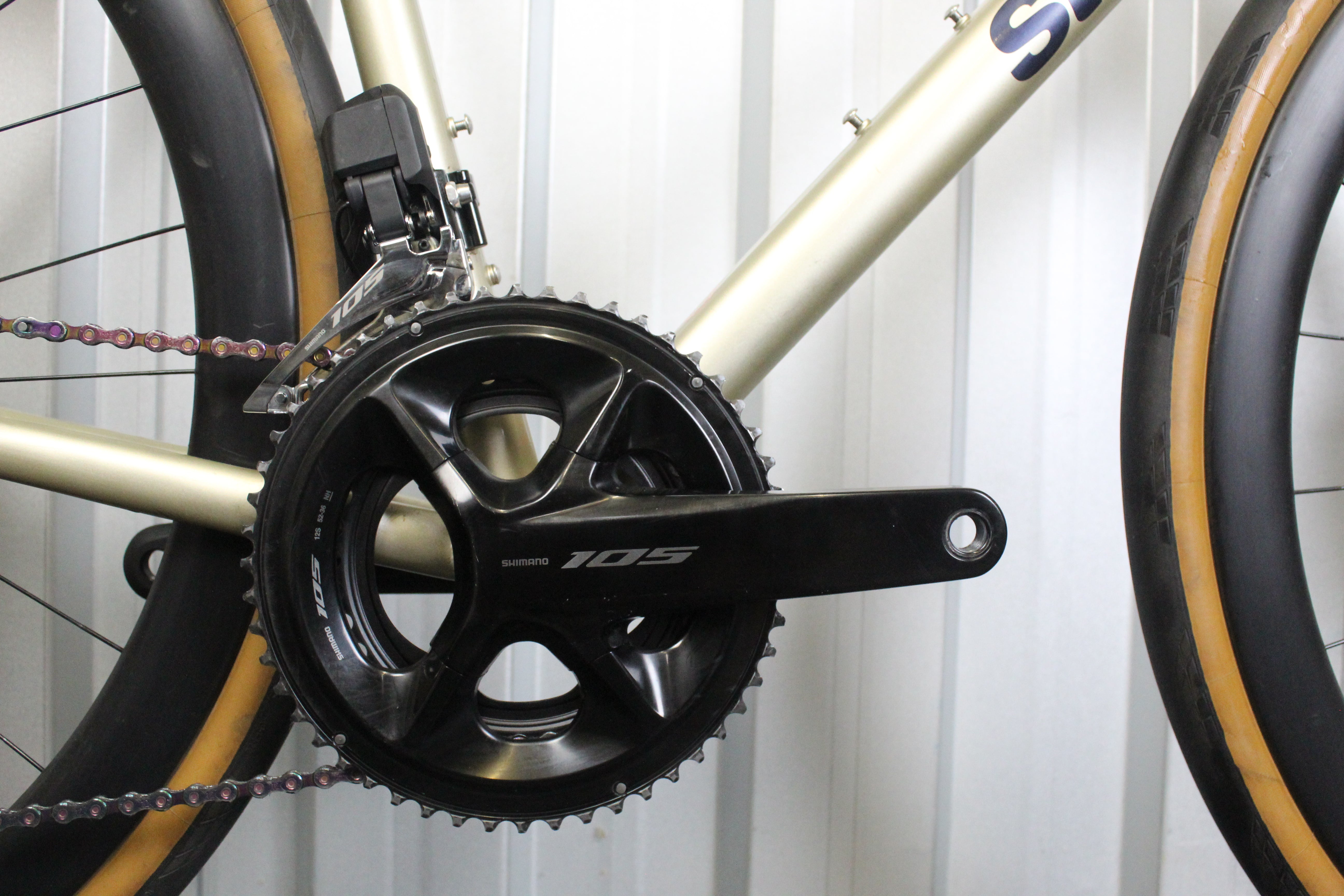 2023 Standert Pfadfinder 105 Di2 Road Bike Champagne Supernova (Size 58cm) - Used