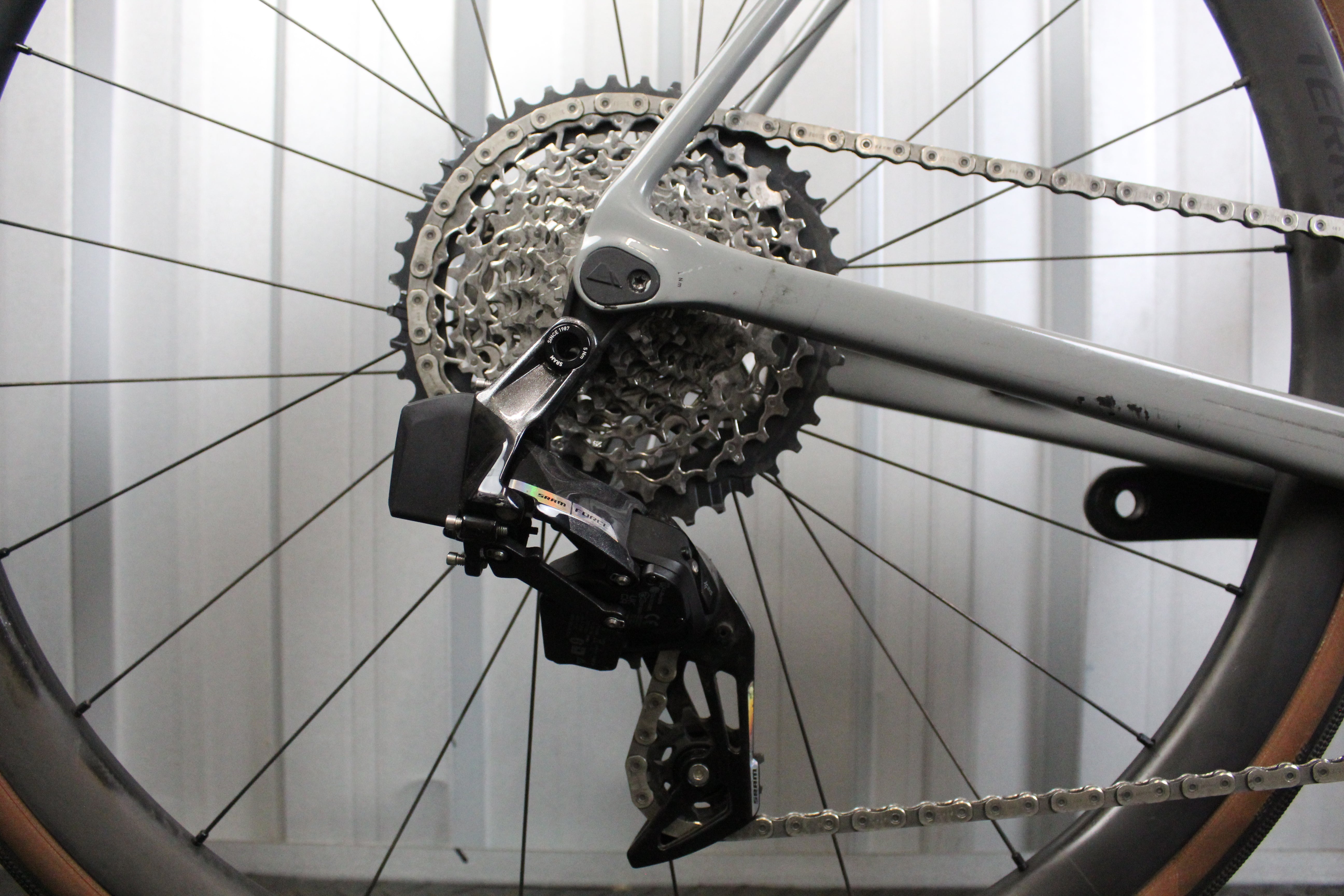 2022 Canyon Ultimate CF SL 8 Force D2 AXS Roval Grey (Size Large) - Lightly Used