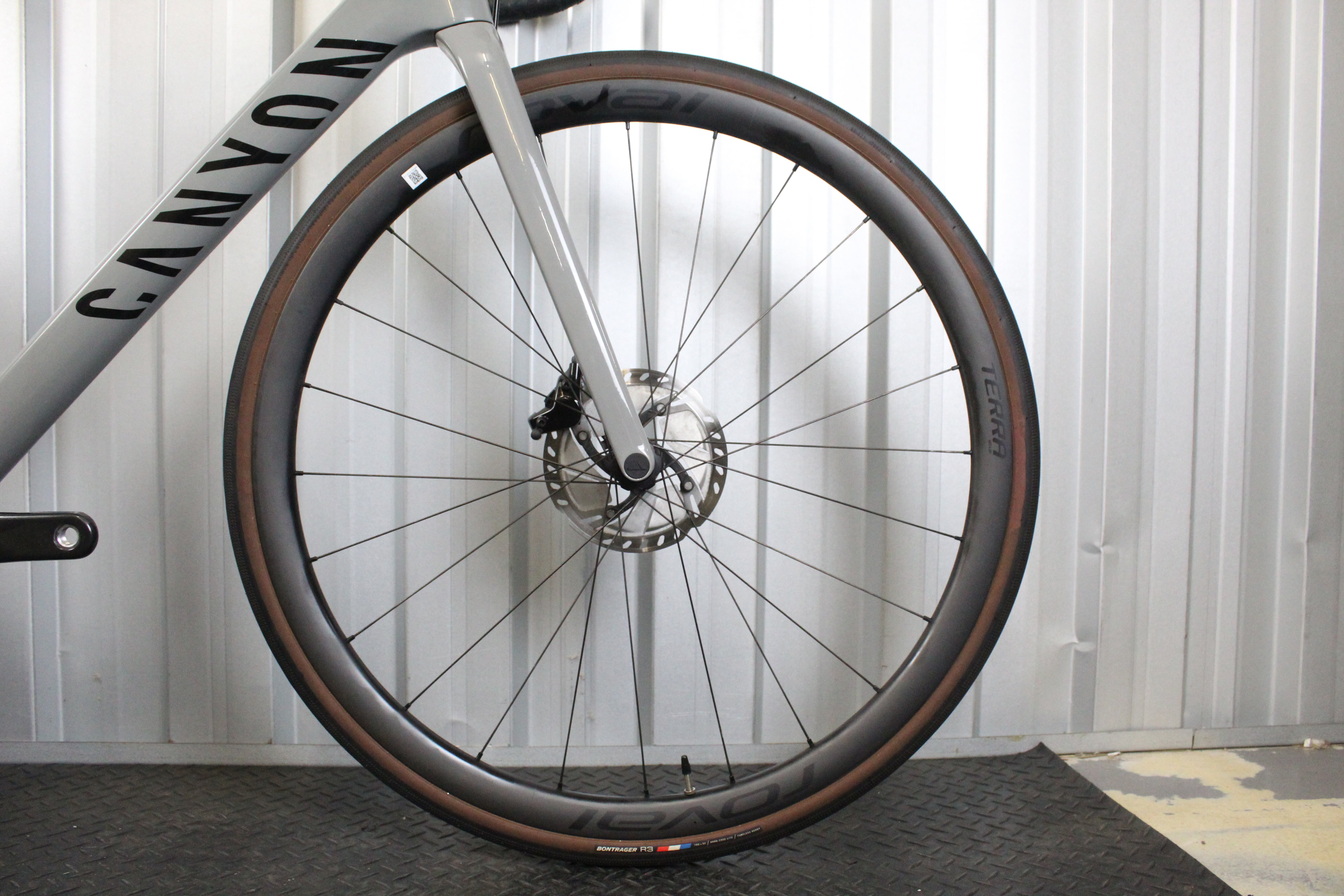 2022 Canyon Ultimate CF SL 8 Force D2 AXS Roval Grey (Size Large) - Lightly Used