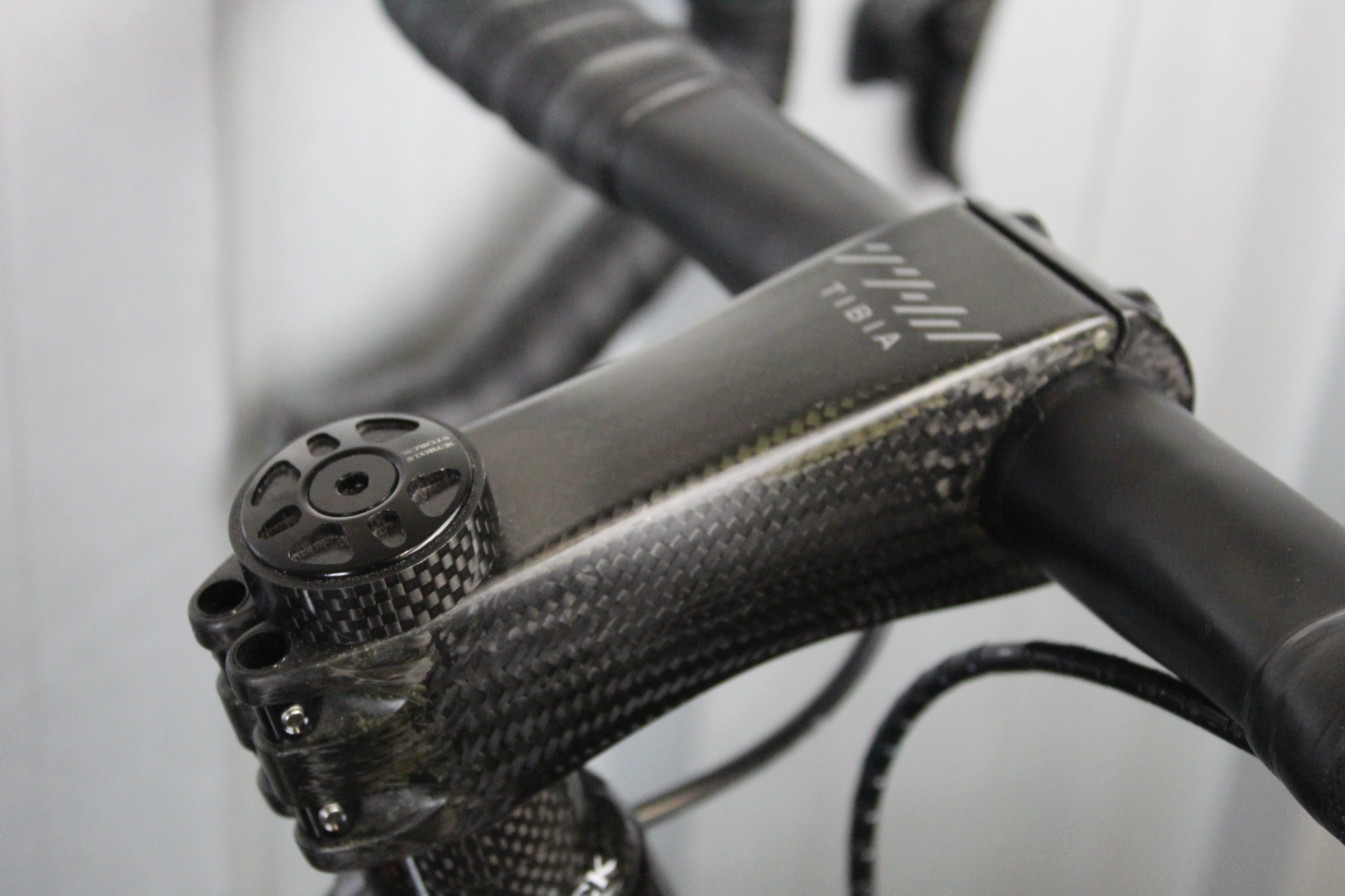 Storck Fascenario F.3 Platinum Lightweight, THM Only 5.8kg Super Build (Size Medium) - Mint