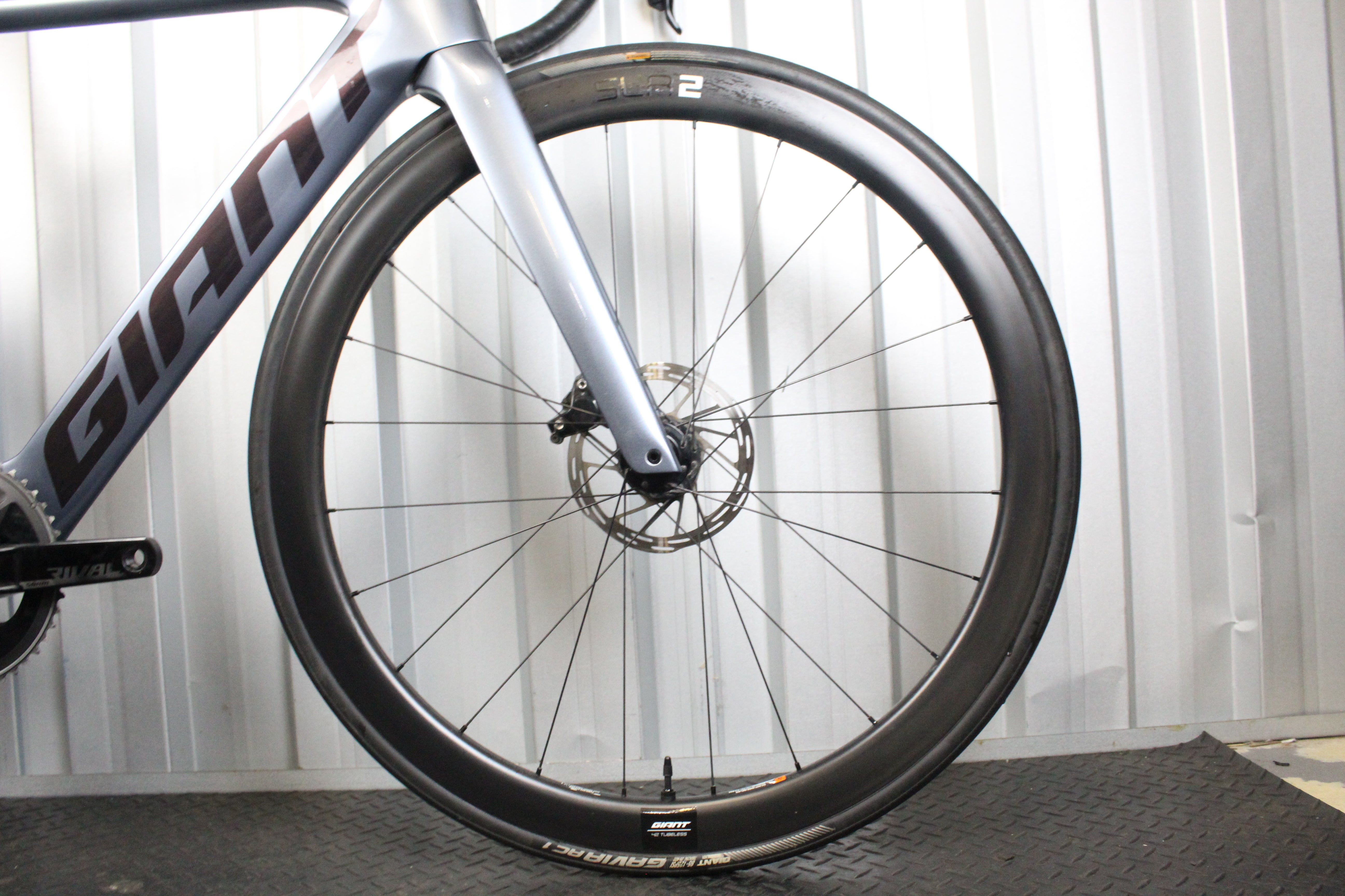 2022 Giant Propel Advanced 1 Rival AXS SLR 1 Grey/Black (Size Small) - Near Mint