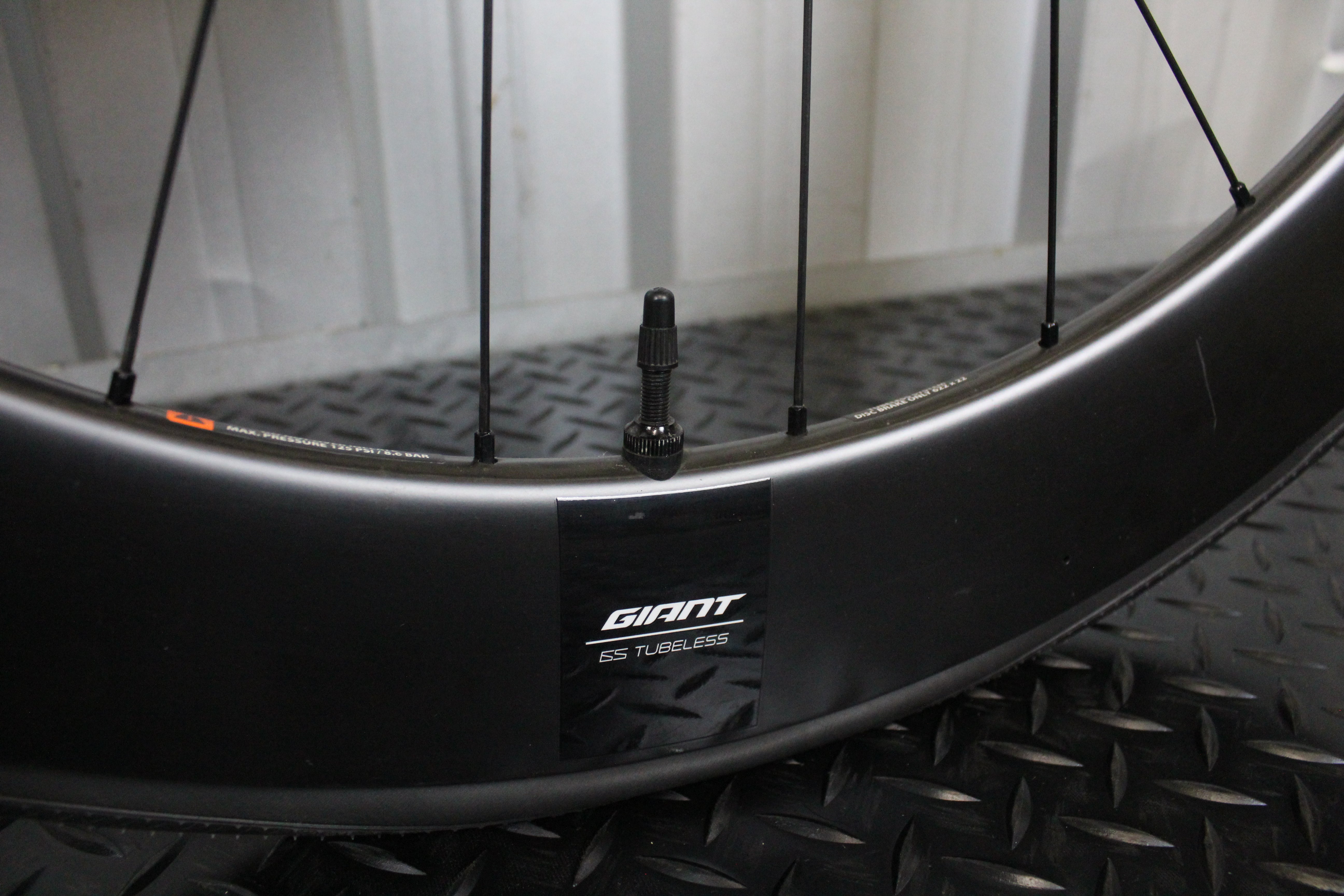 2022 Giant Propel Advanced 1 Rival AXS SLR 1 Grey/Black (Size Medium) - Lightly Used