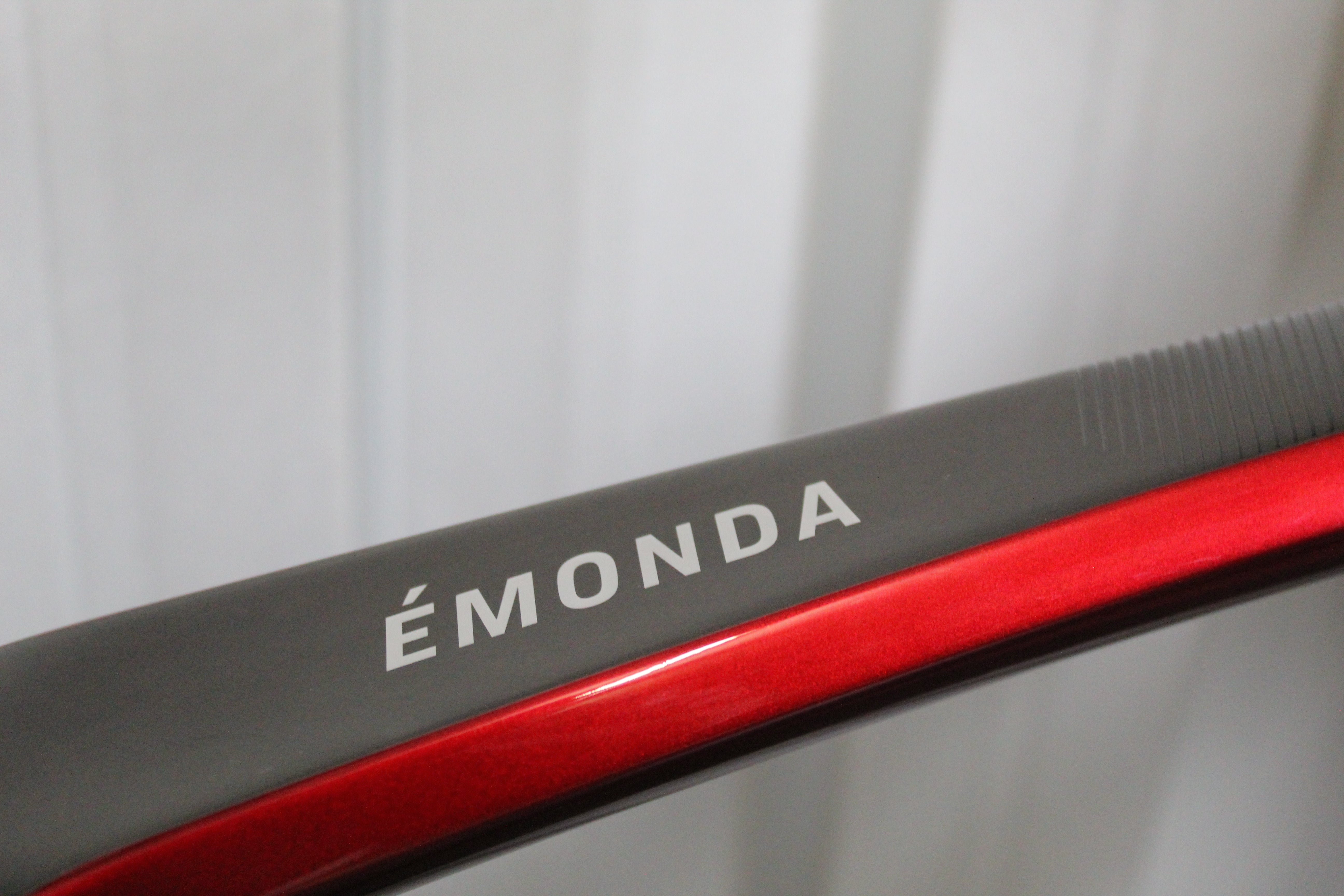 2024 Trek Emonda SL6 Pro 105 Di2 Aeolus Candy Red (Size 54cm) - Lightly Used
