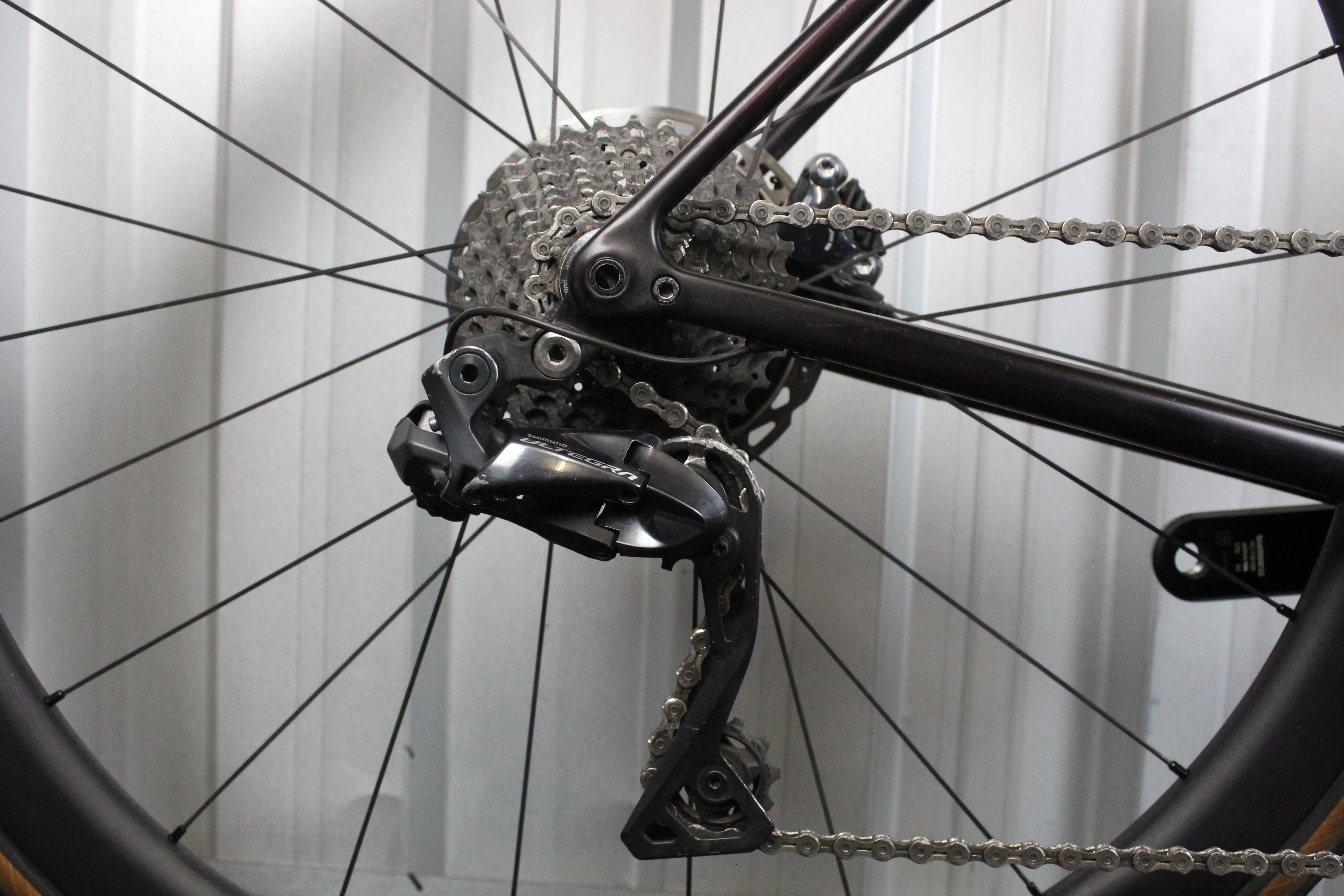 2021 Specialized Aethos Ultegra Di2 Hunt in Red Tint 6.9kg! (Size 54cm) - Used