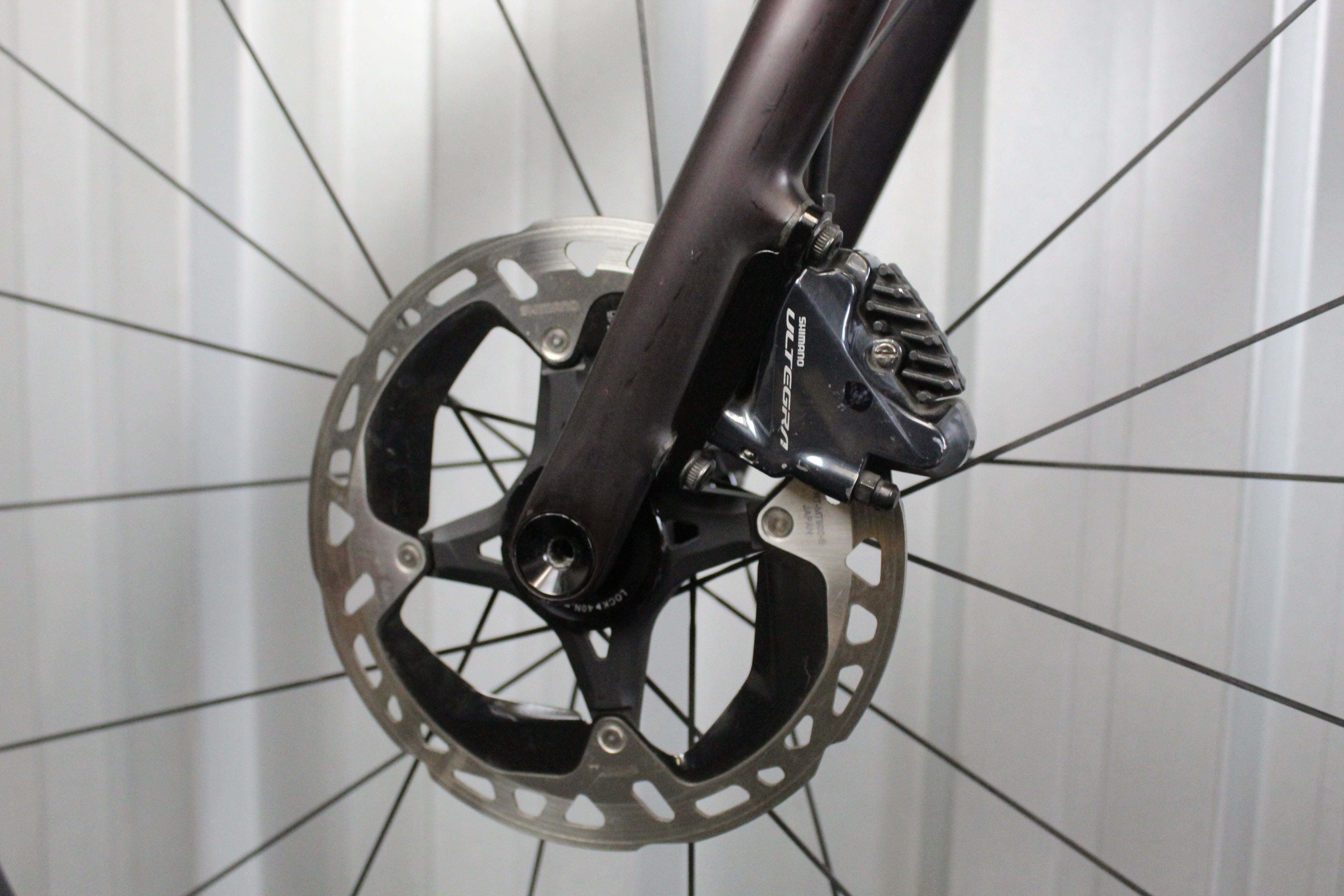 2021 Specialized Aethos Ultegra Di2 Hunt in Red Tint 6.9kg! (Size 54cm) - Used