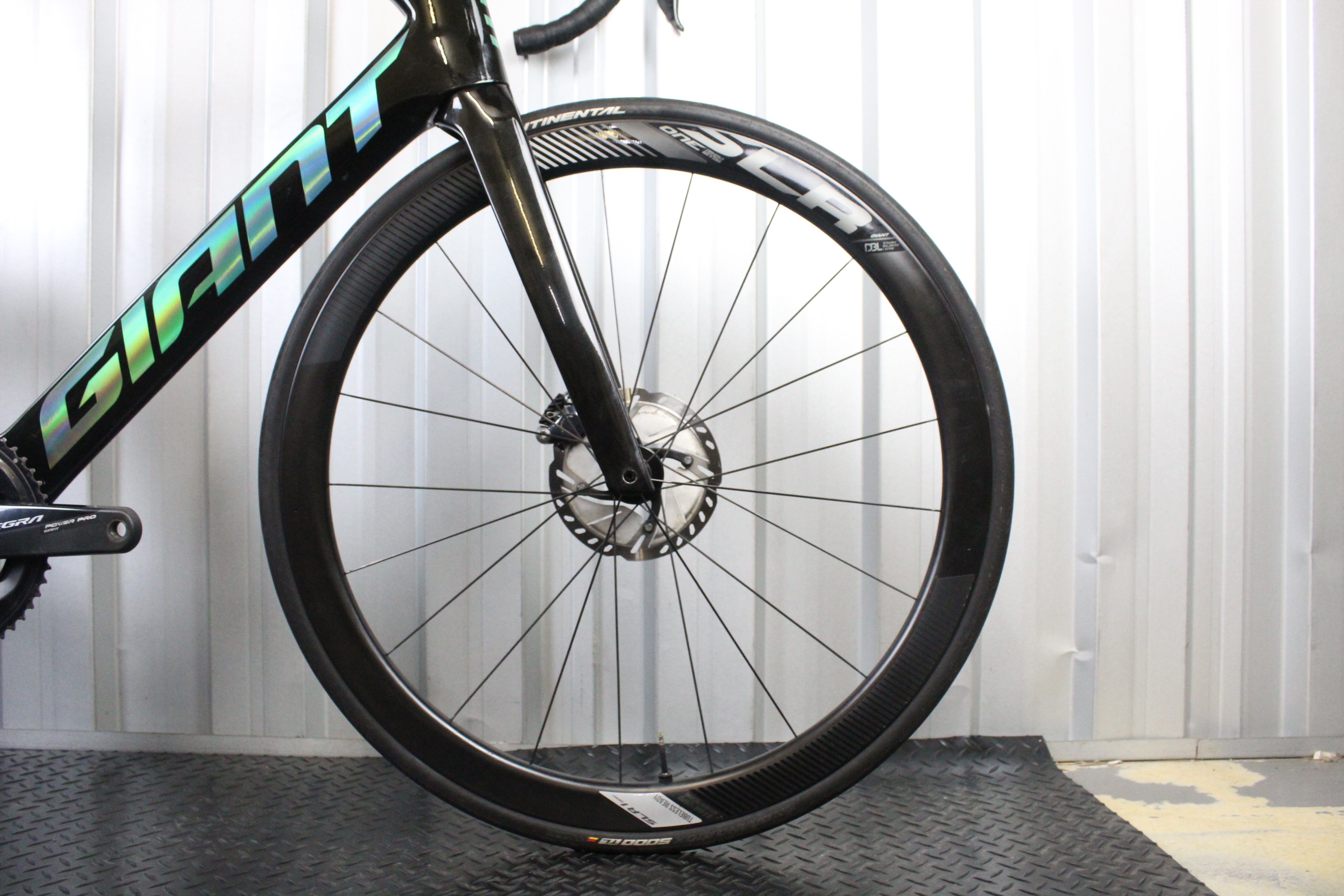 2020 Giant Propel Pro 0 Ultegra Di2 SLR 1 Black (Size Large) - Used