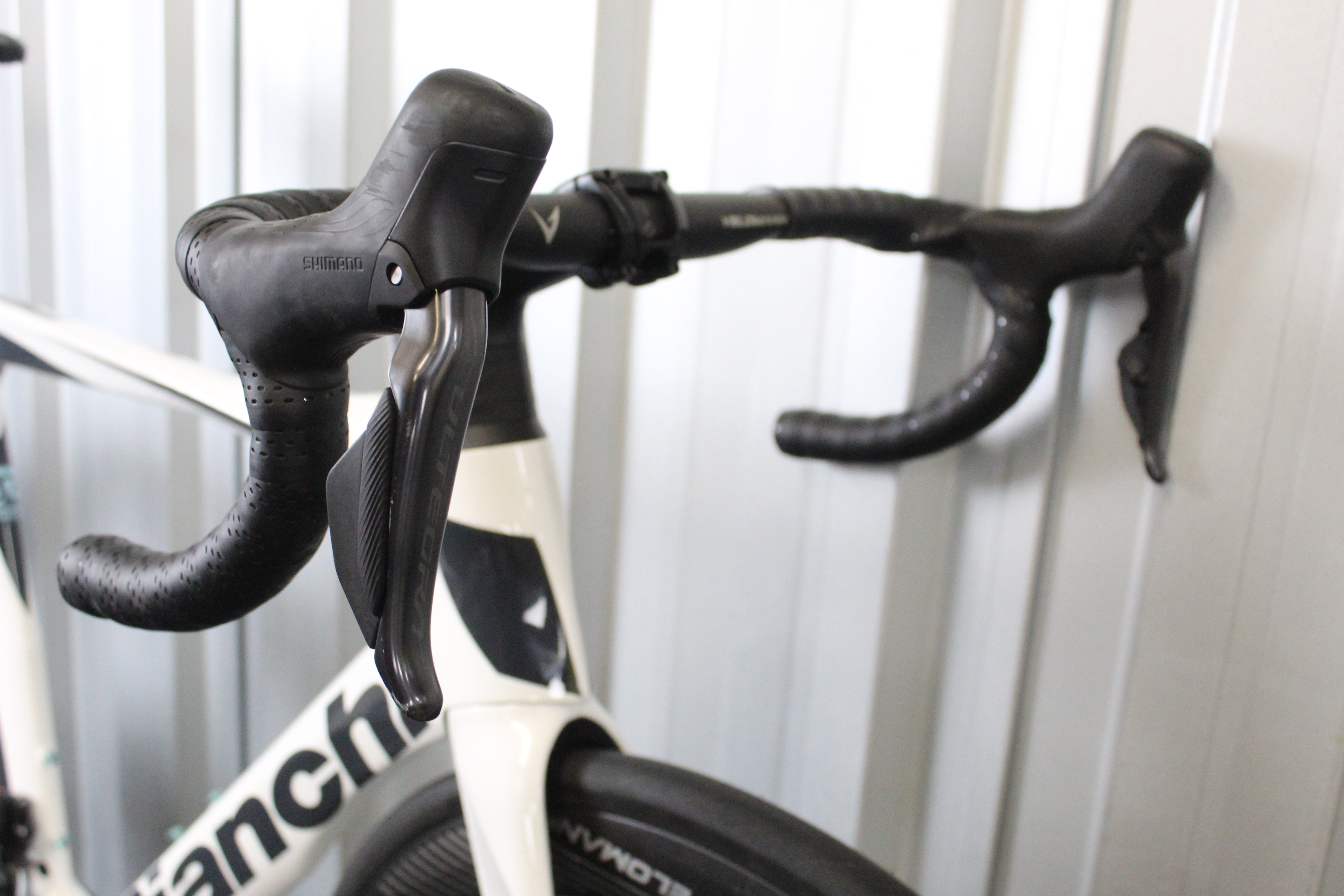 2024 Bianchi Oltre Ultegra Di2 12 Speed Road Bike (Size 55cm) - Near Mint