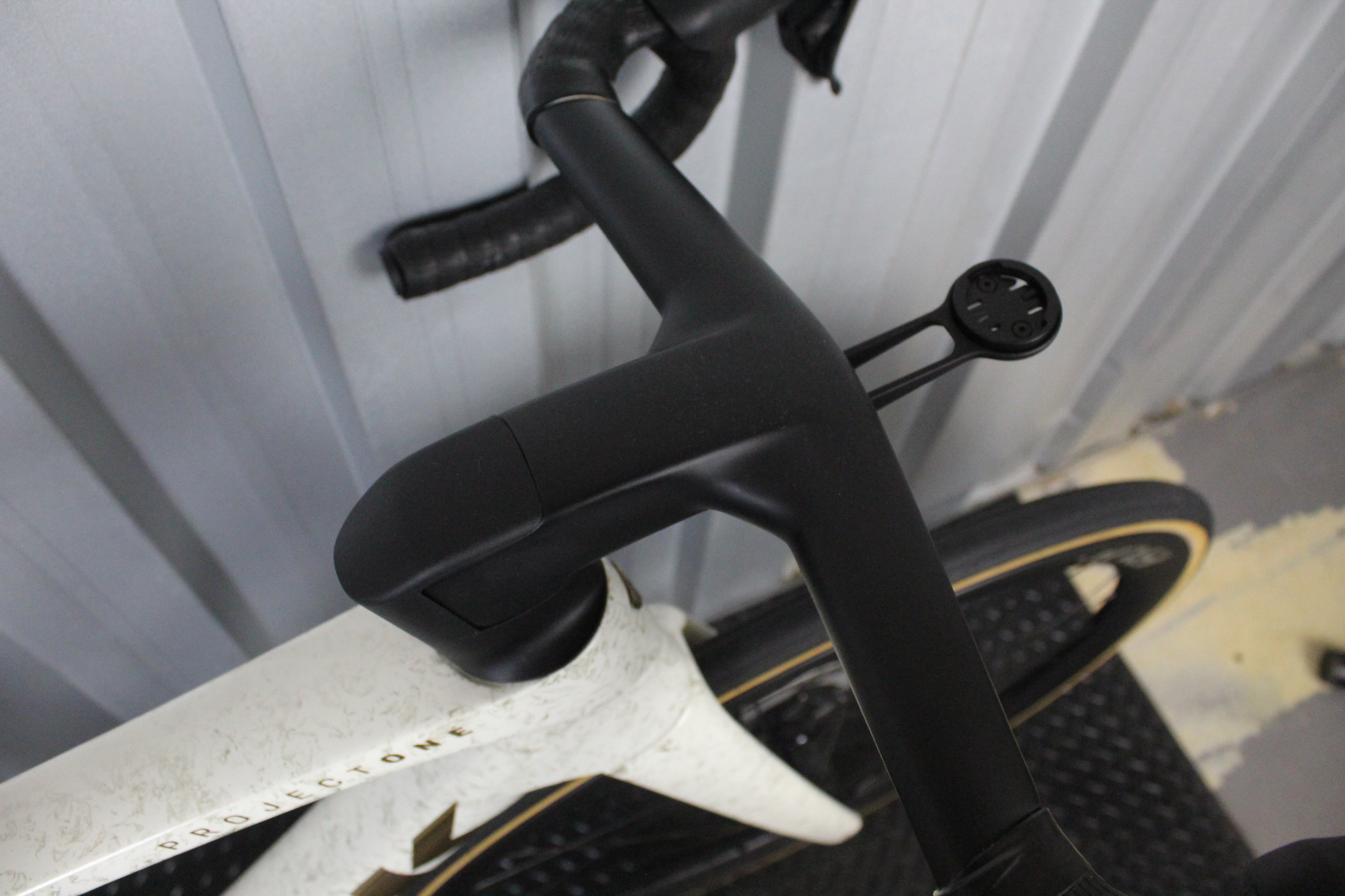 2025 Trek Madone SLR 7 Gen 8 Ultegra Di2 Era White (Size Medium) - Mint (Pending) Total to pay