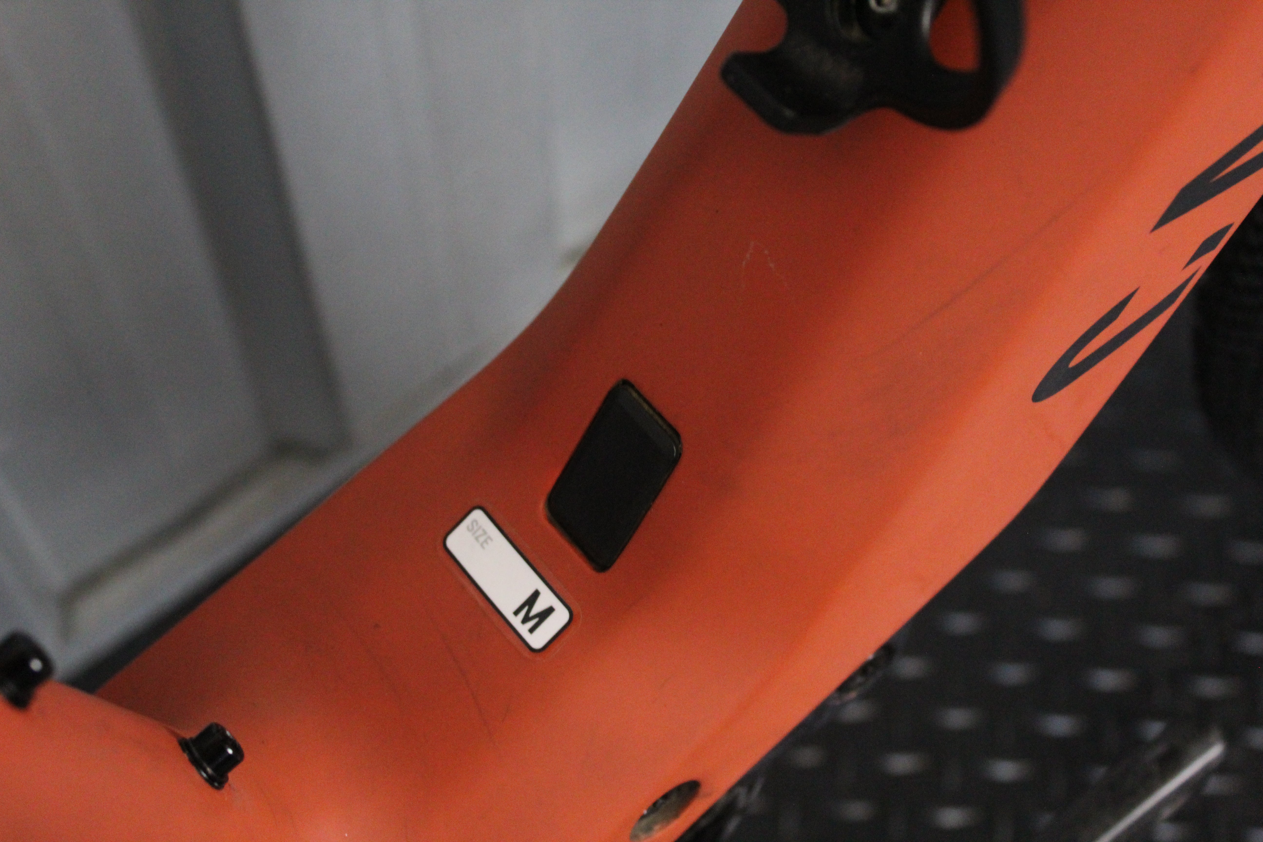 2022 Canyon Grail:ON CF 8 Shimano GRX Di2 Electric Gravel Bike (Size Medium)- Lightly Used