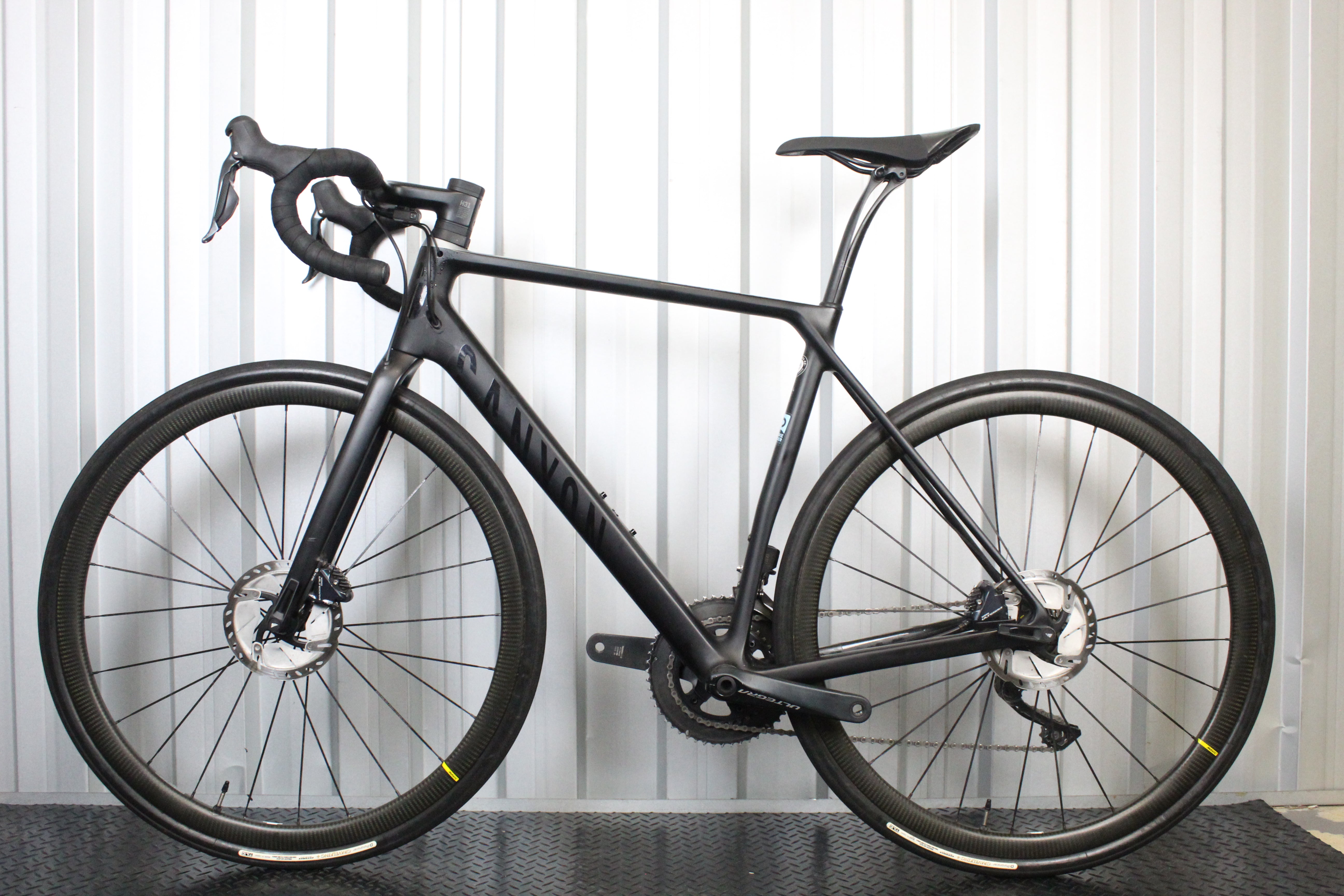 2021 Canyon Endurace CF SL 8 Ultegra Di2 Road Bike Black (Size Medium) - Lightly Used