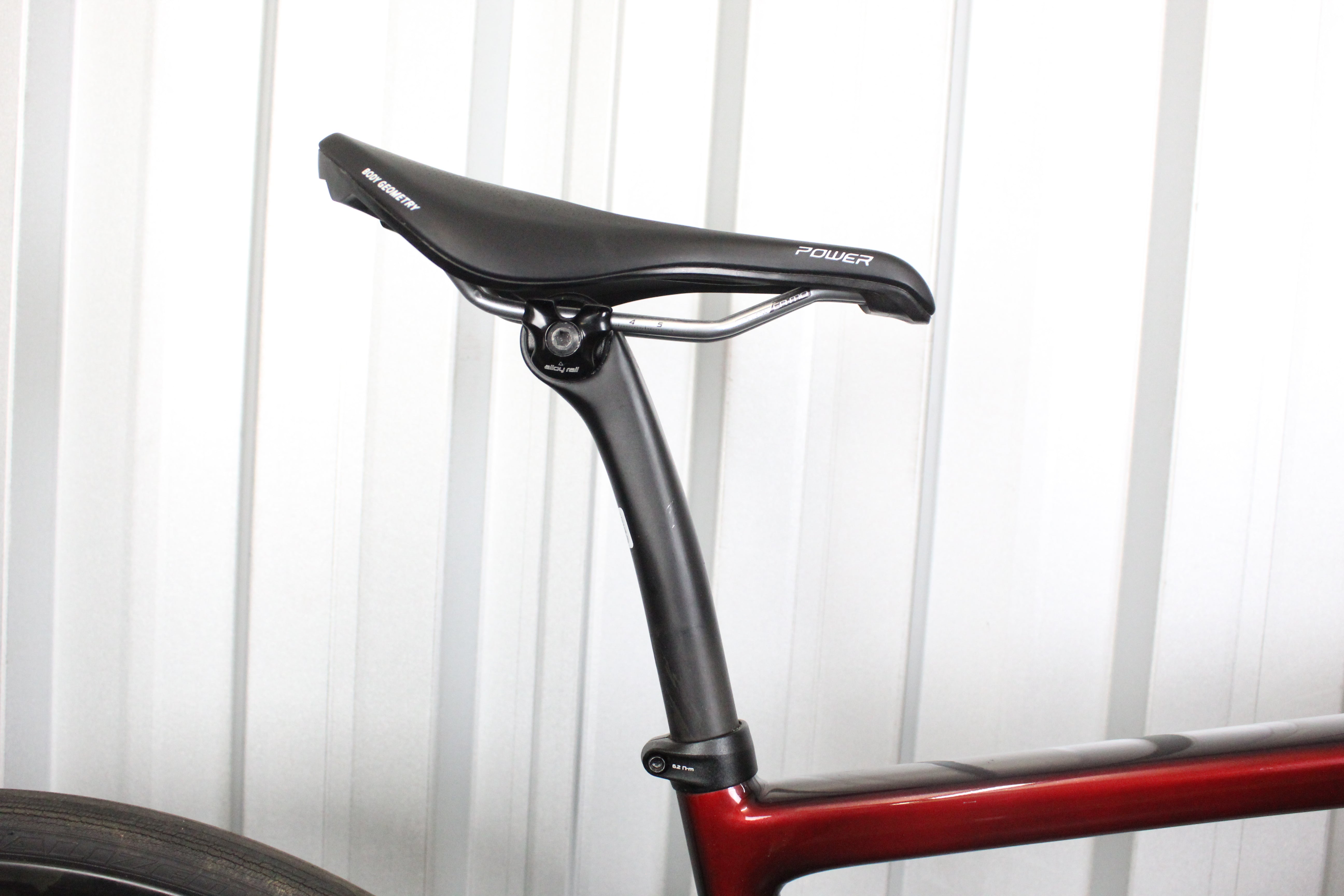 2020 Specialized Tarmac Comp Ultegra Di2 Roval Road Bike (Size 52cm) - Lightly used