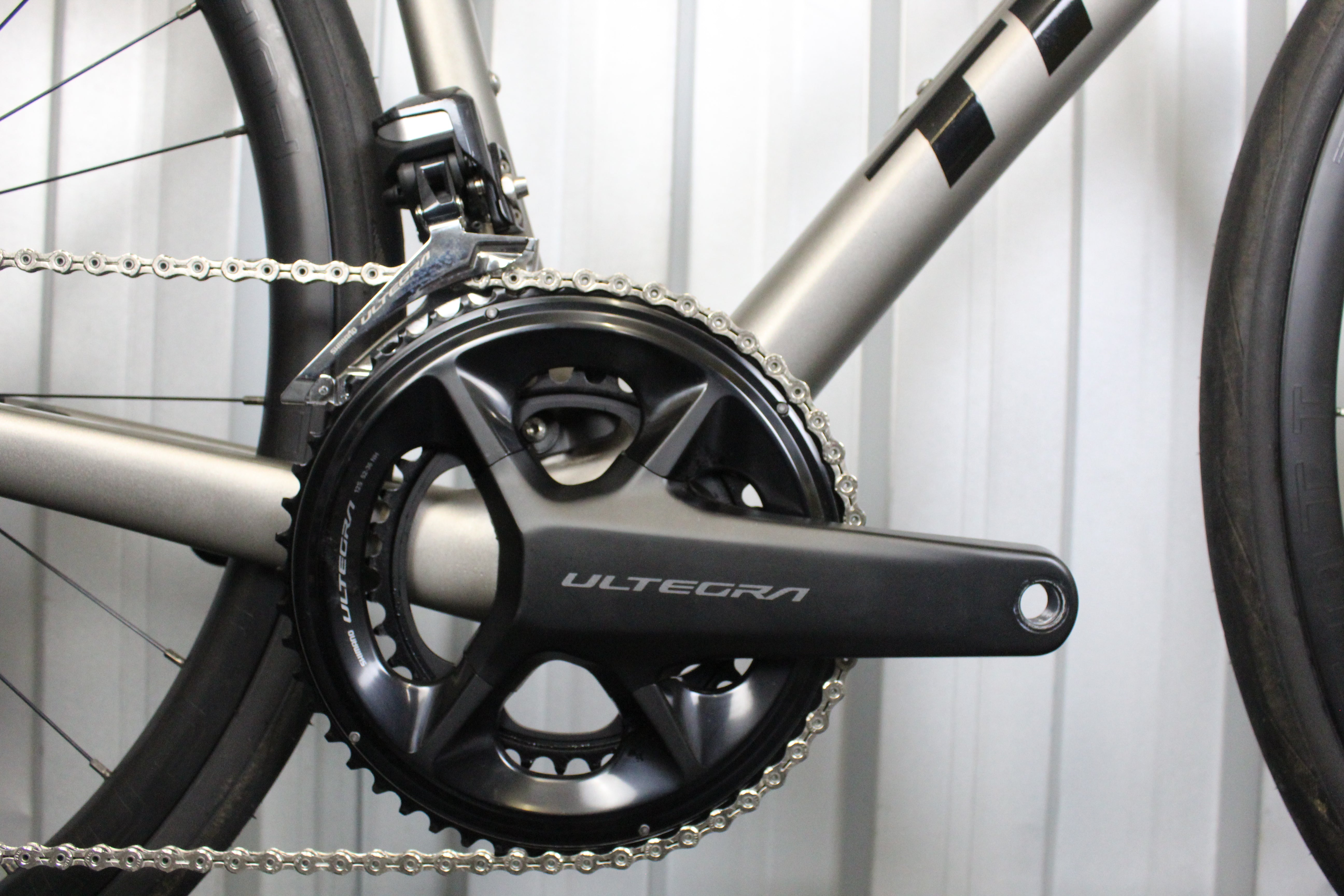 2018 Trek Domane SL6 Ultegra Di2 Pacenti Road Bike (Size 56cm) - Lightly Used