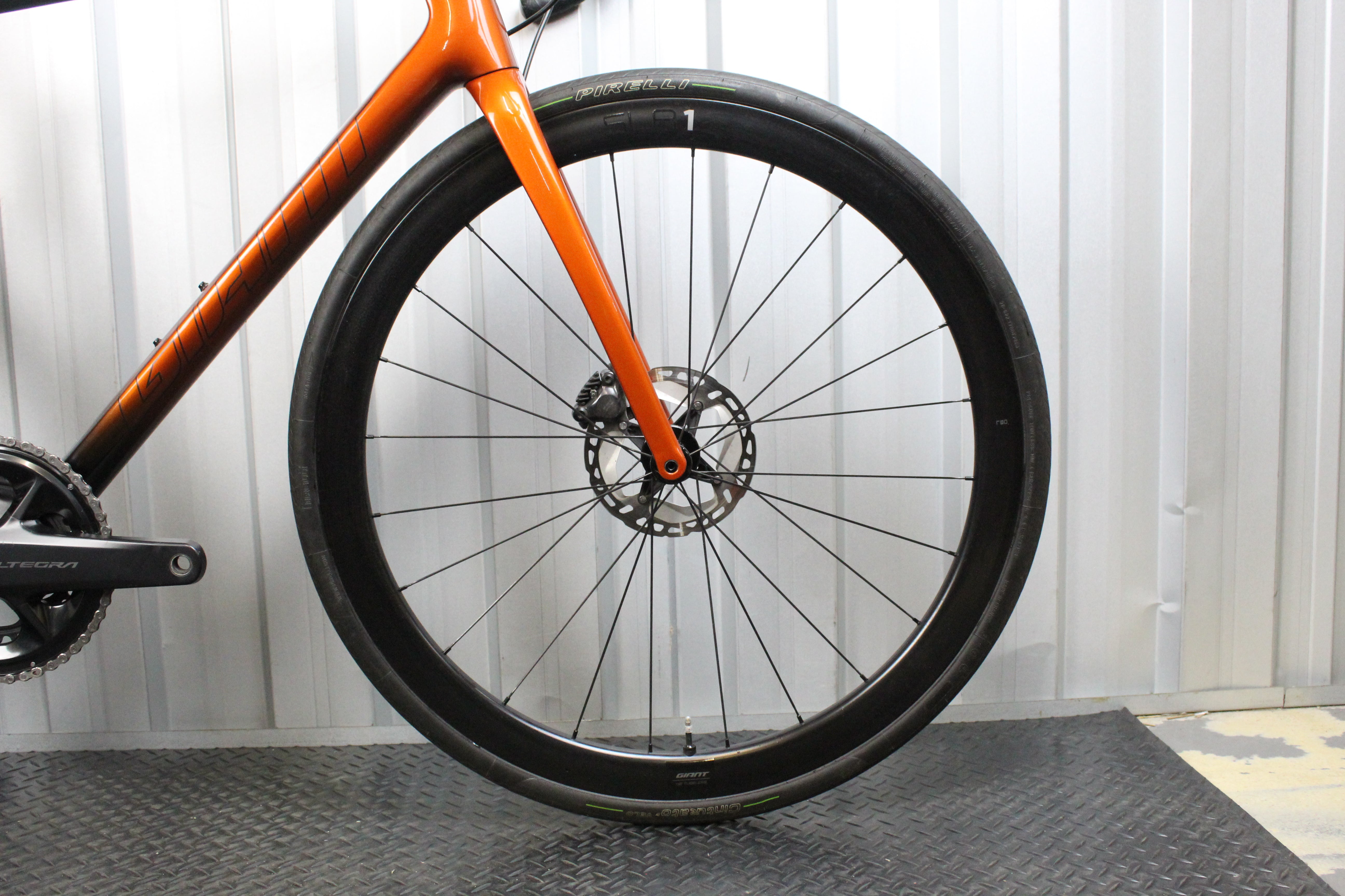 2022 Giant TCR Pro 0 Ultegra Di2 Road Bike Amber Glow (Size M/L) - Lightly Used