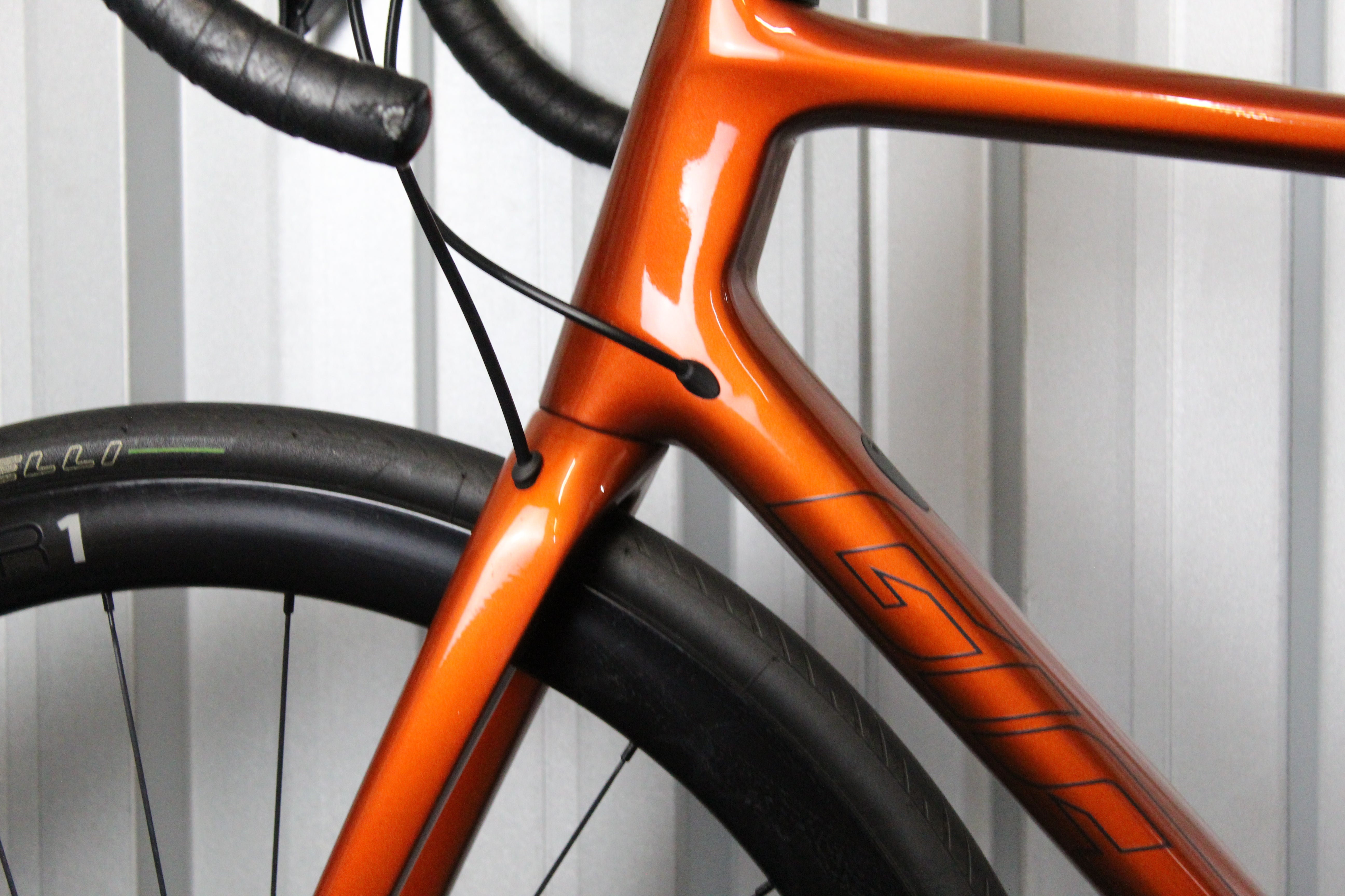 2022 Giant TCR Pro 0 Ultegra Di2 Road Bike Amber Glow (Size M/L) - Lightly Used