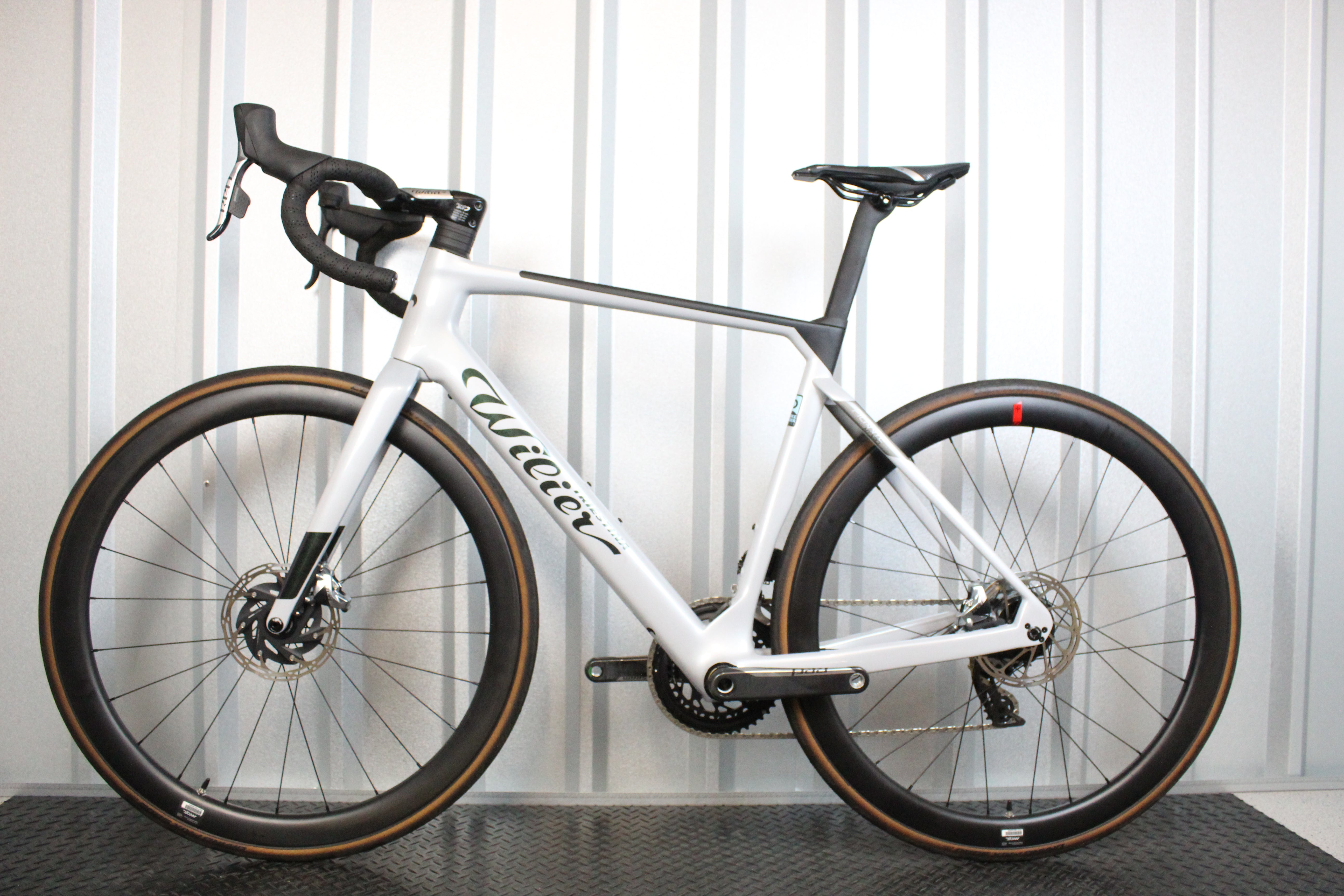 2023 Wilier Filante Hybrid Red AXS Mahle X20 E-Road Bike (Size Medium) - New Other