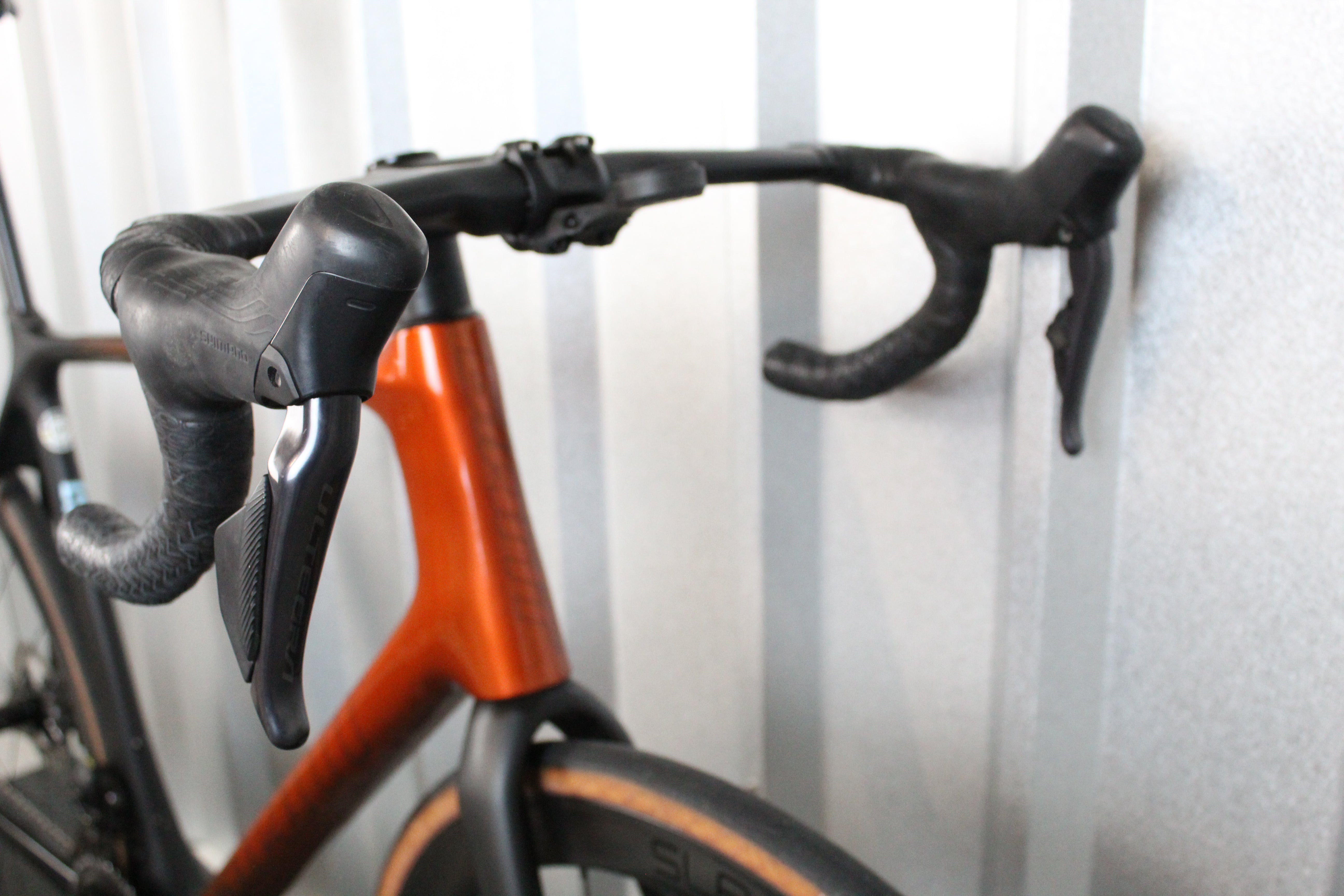 2022 Giant TCR Pro 0 Ultegra Di2 Road Bike Amber Glow (Size Large) - Near Mint