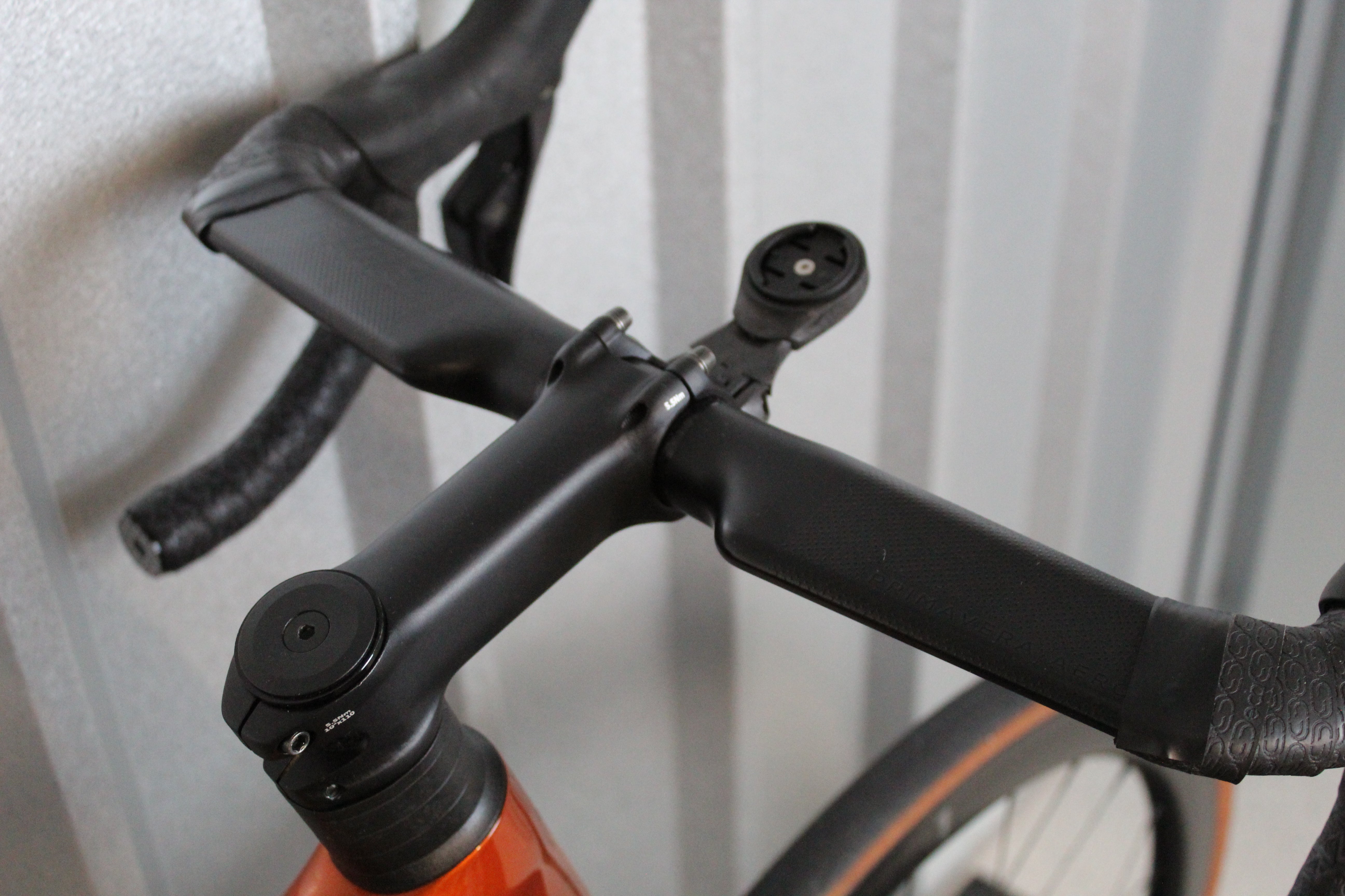 2022 Giant TCR Pro 0 Ultegra Di2 Road Bike Amber Glow (Size Large) - Near Mint