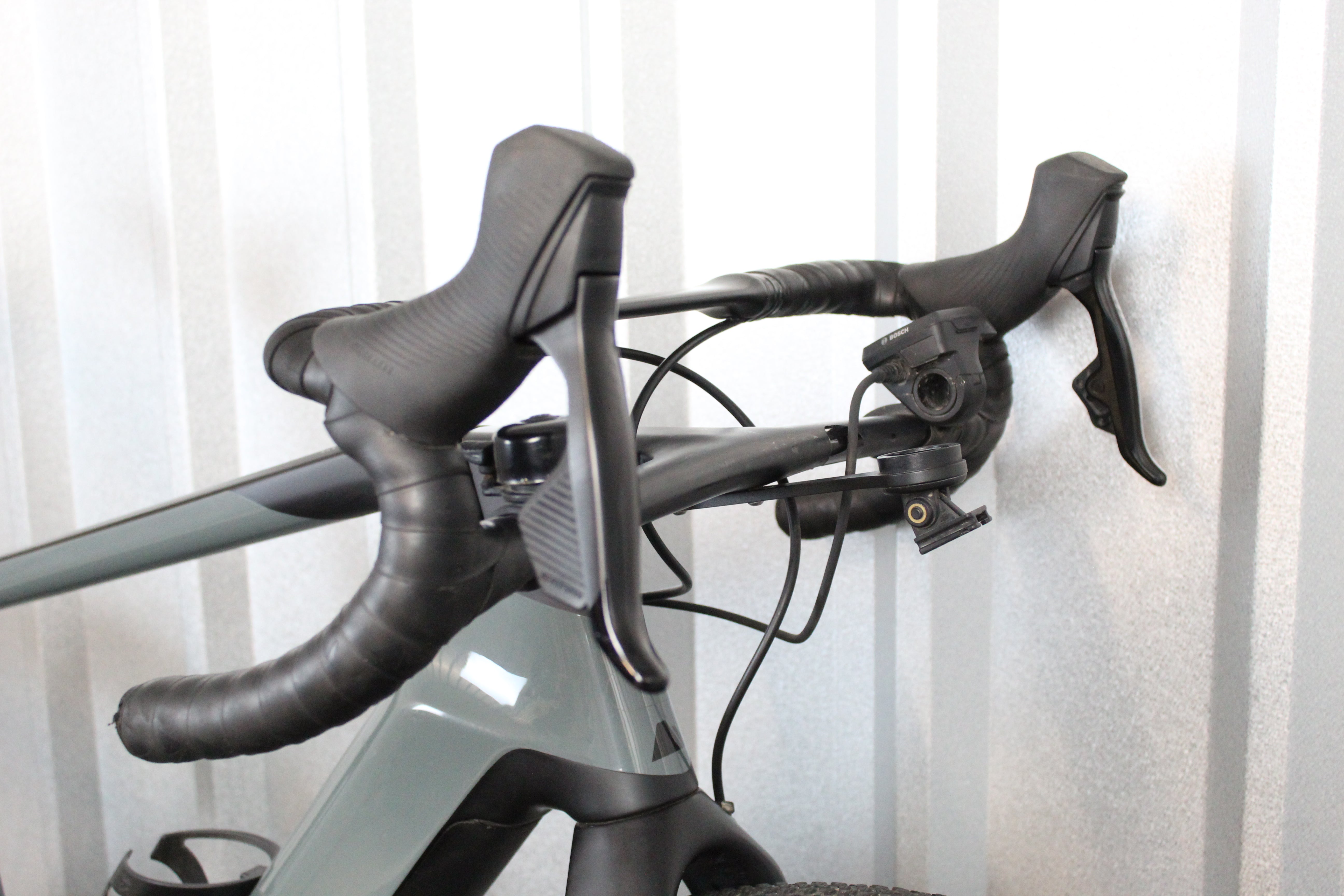 2022 Canyon Grail ON CF 7 E-Gravel bike Rival AXS (Size XS) - Near Mint