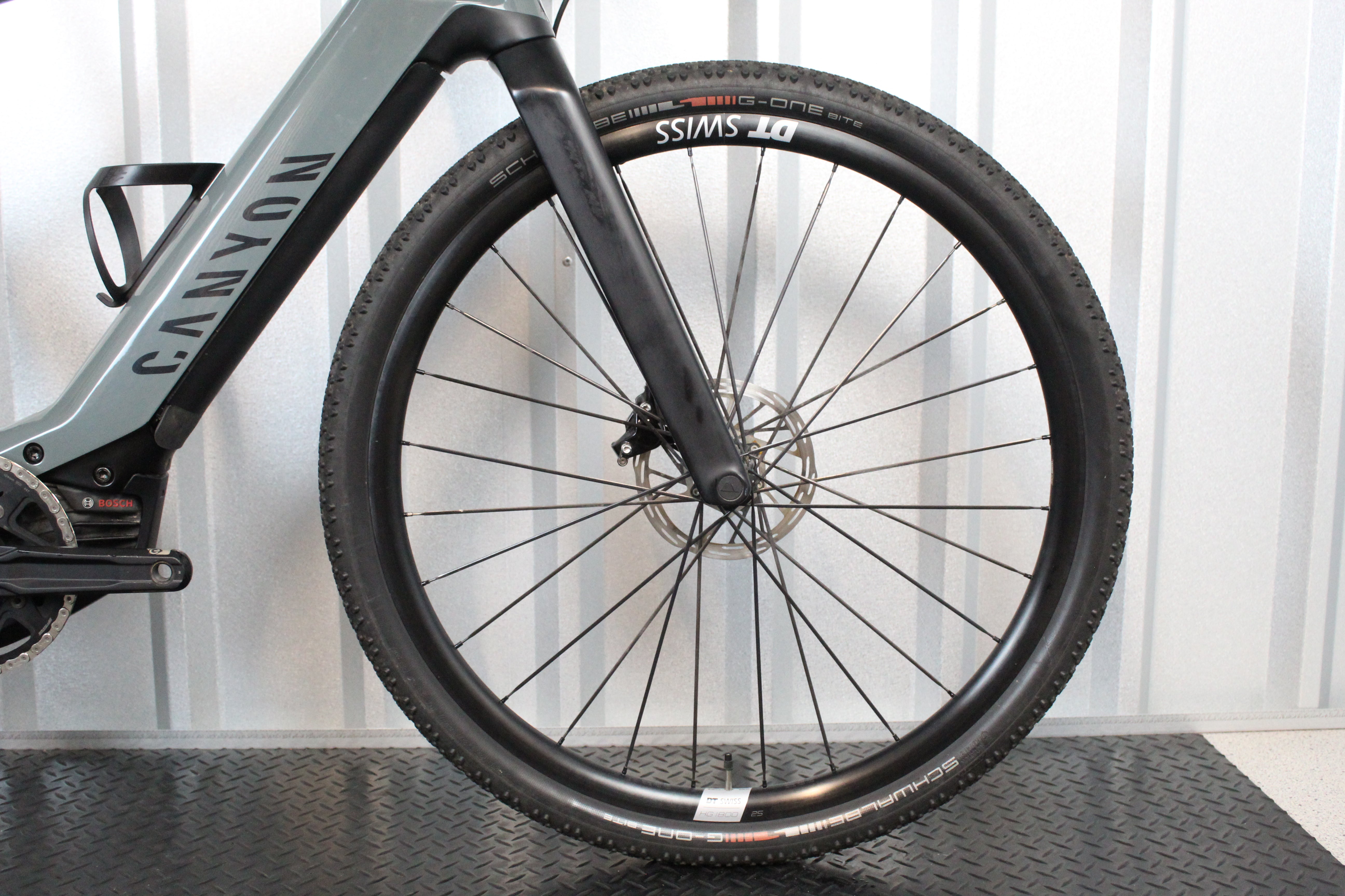 2022 Canyon Grail ON CF 7 E-Gravel bike Rival AXS (Size XS) - Near Mint