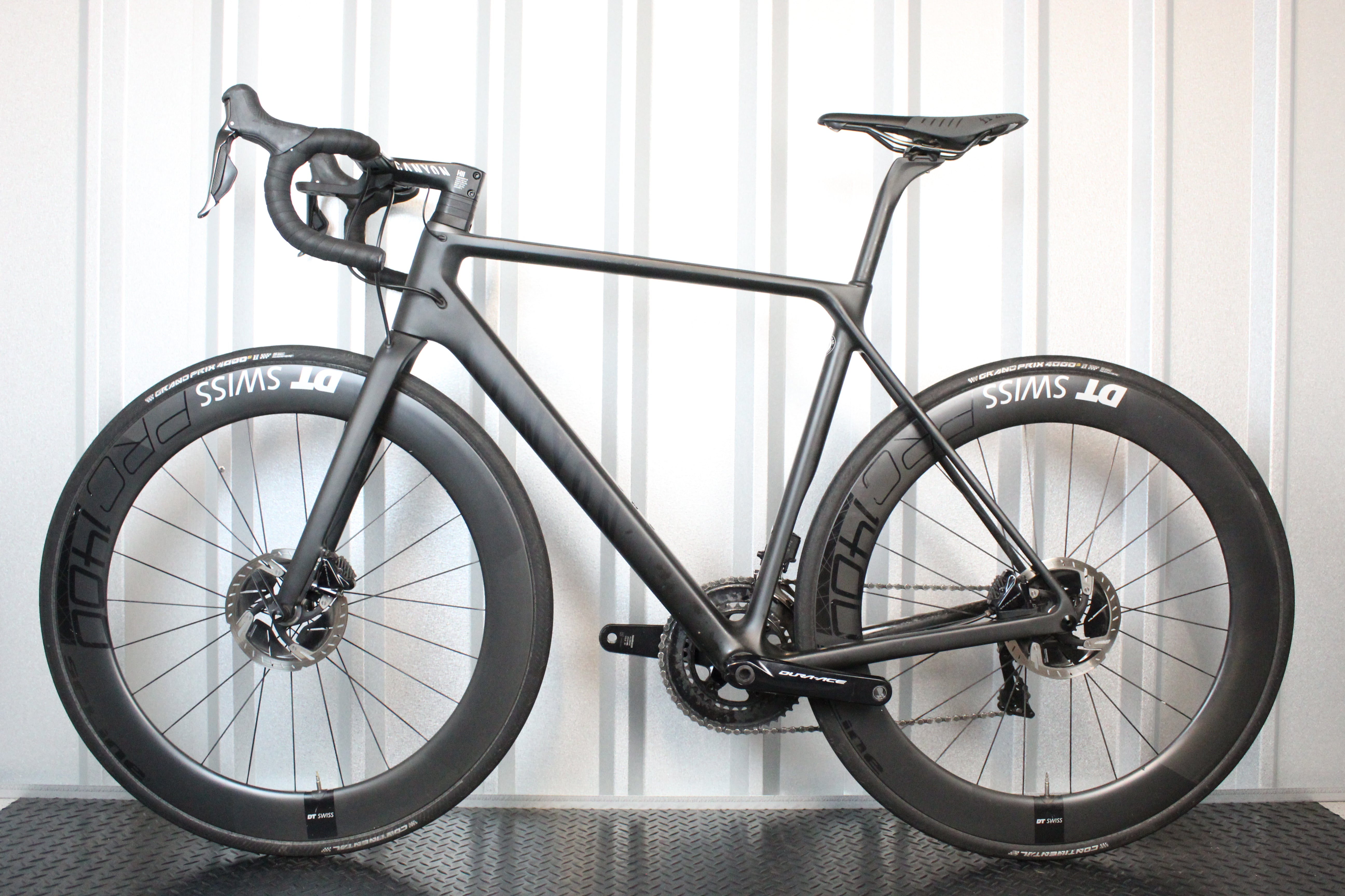 Canyon Ultimate CF SLX