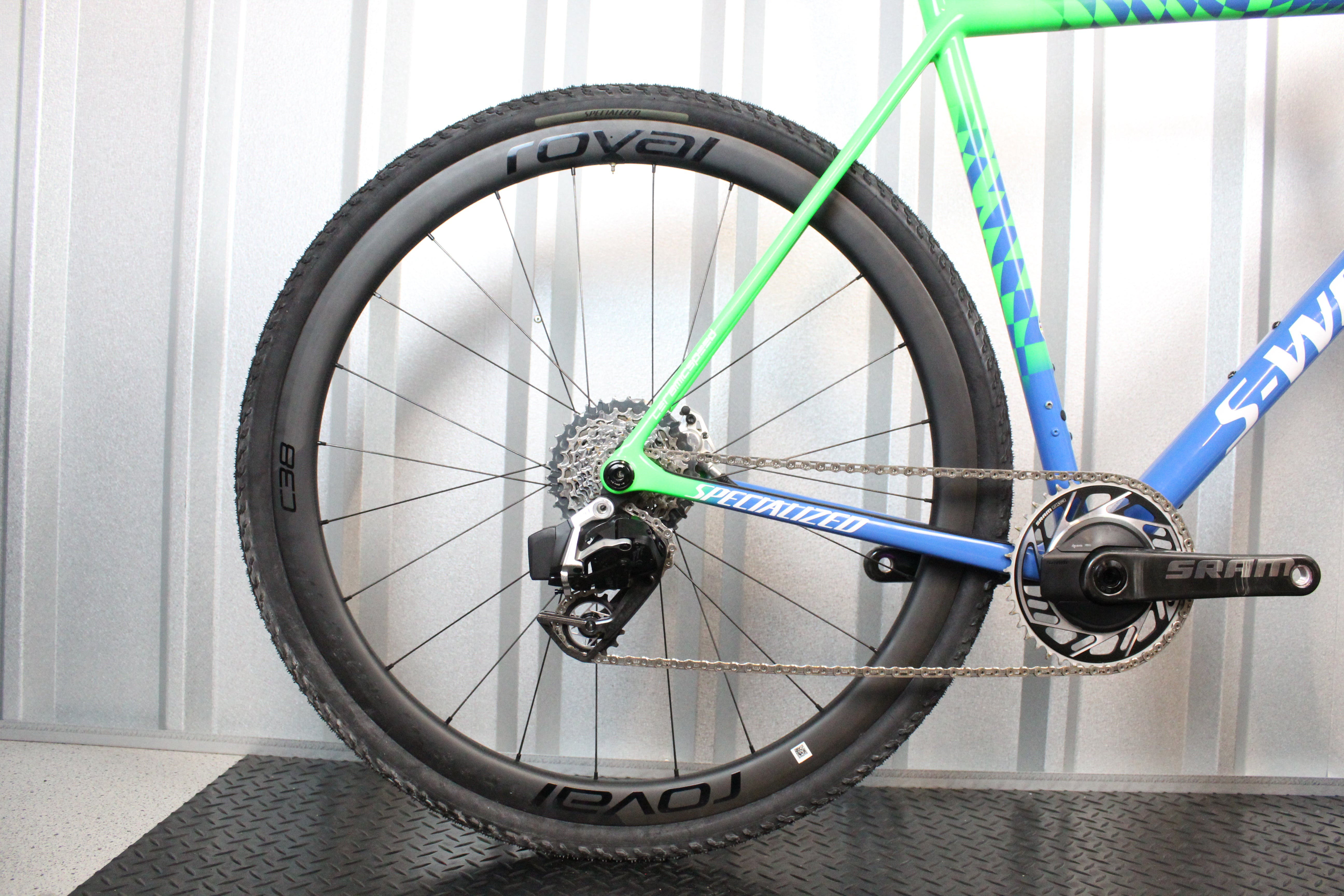 2025 S-Works Crux Team SRAM Red E1 Gravel Bike Blue/Green (Size 58cm) - Lightly Used