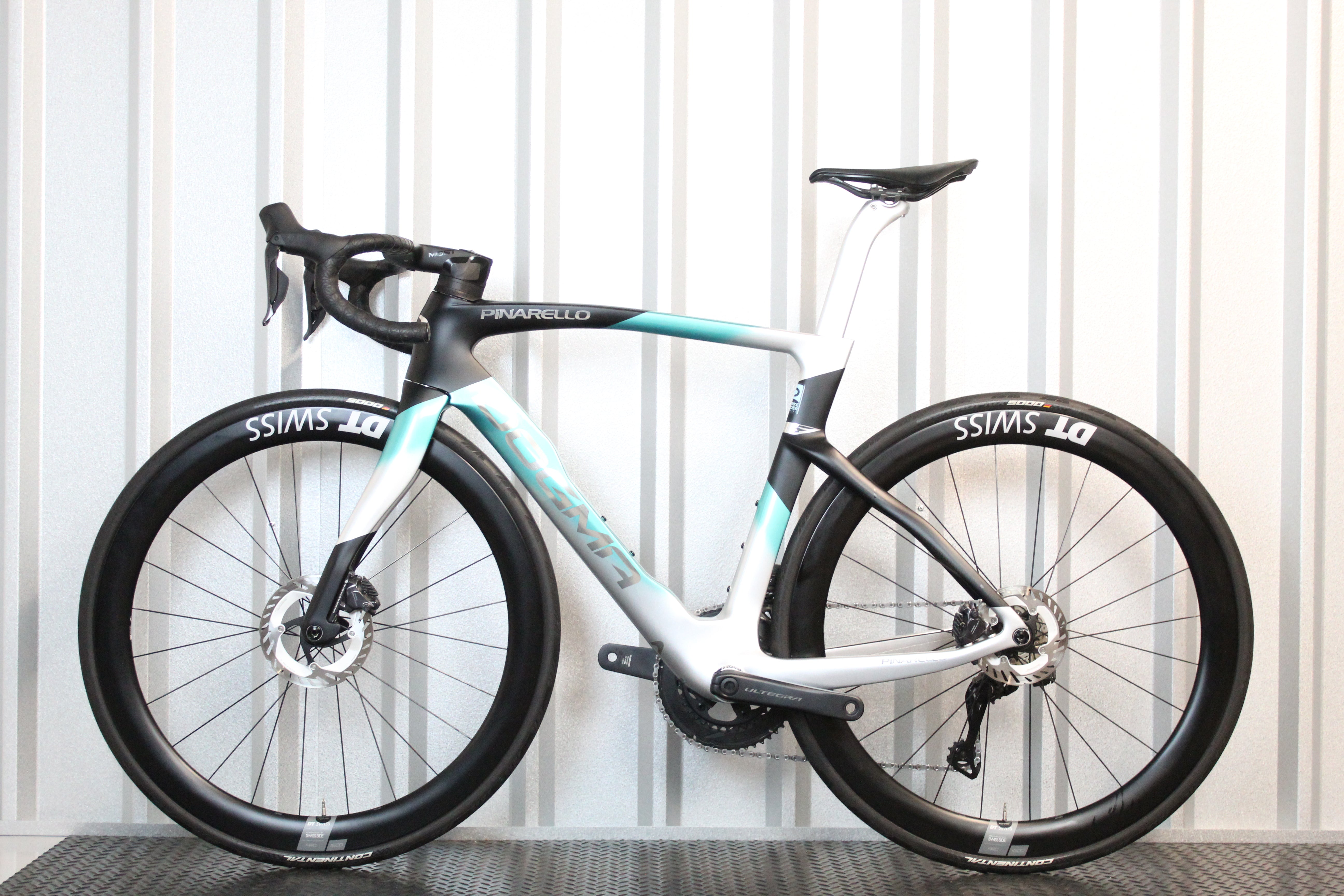 2024 Pinarello Dogma F Ultegra Di2 Road Bike Nebula Green (Size 54 Cm)-Mint