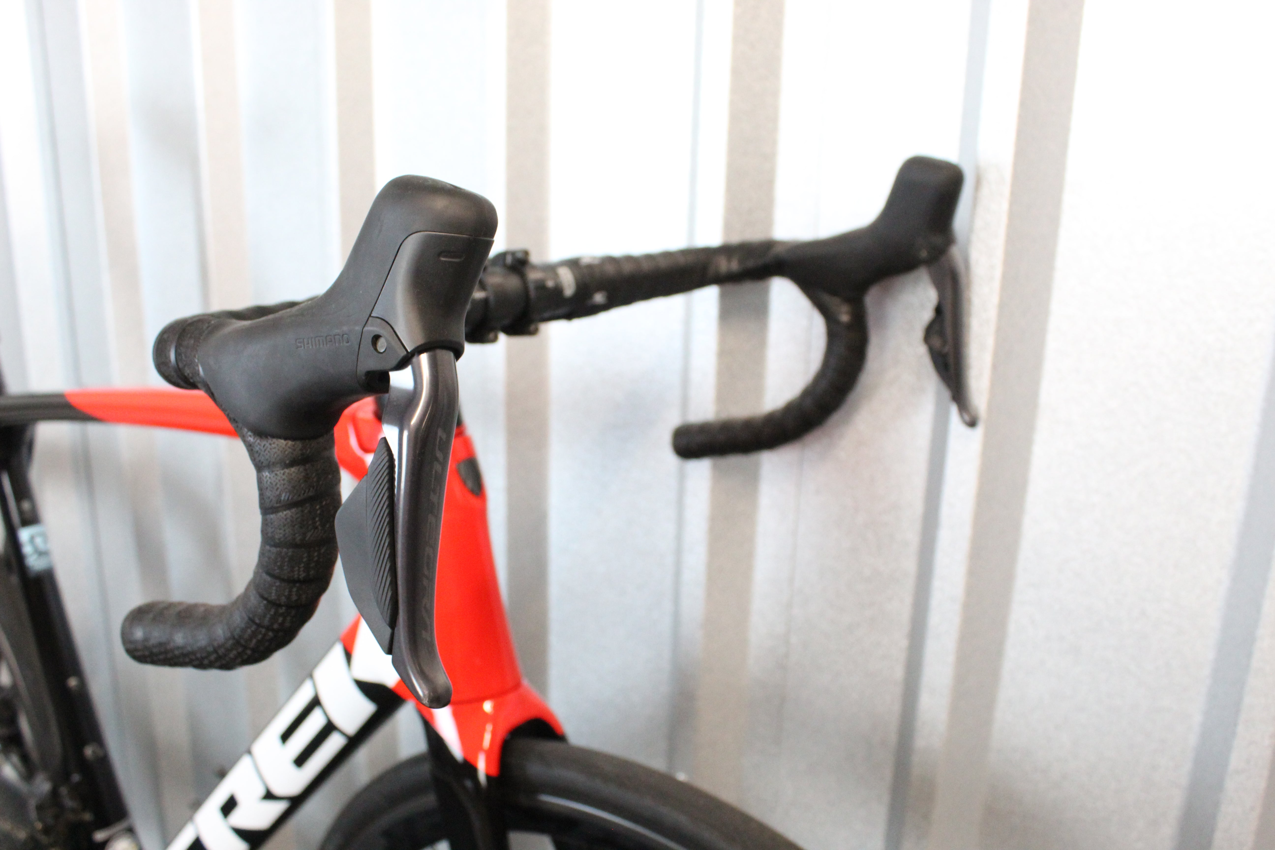 2021 Trek Emonda SL 6 Pro Ultegra Di2 Road Bike Black/Red, Size 56cm - Near Mint