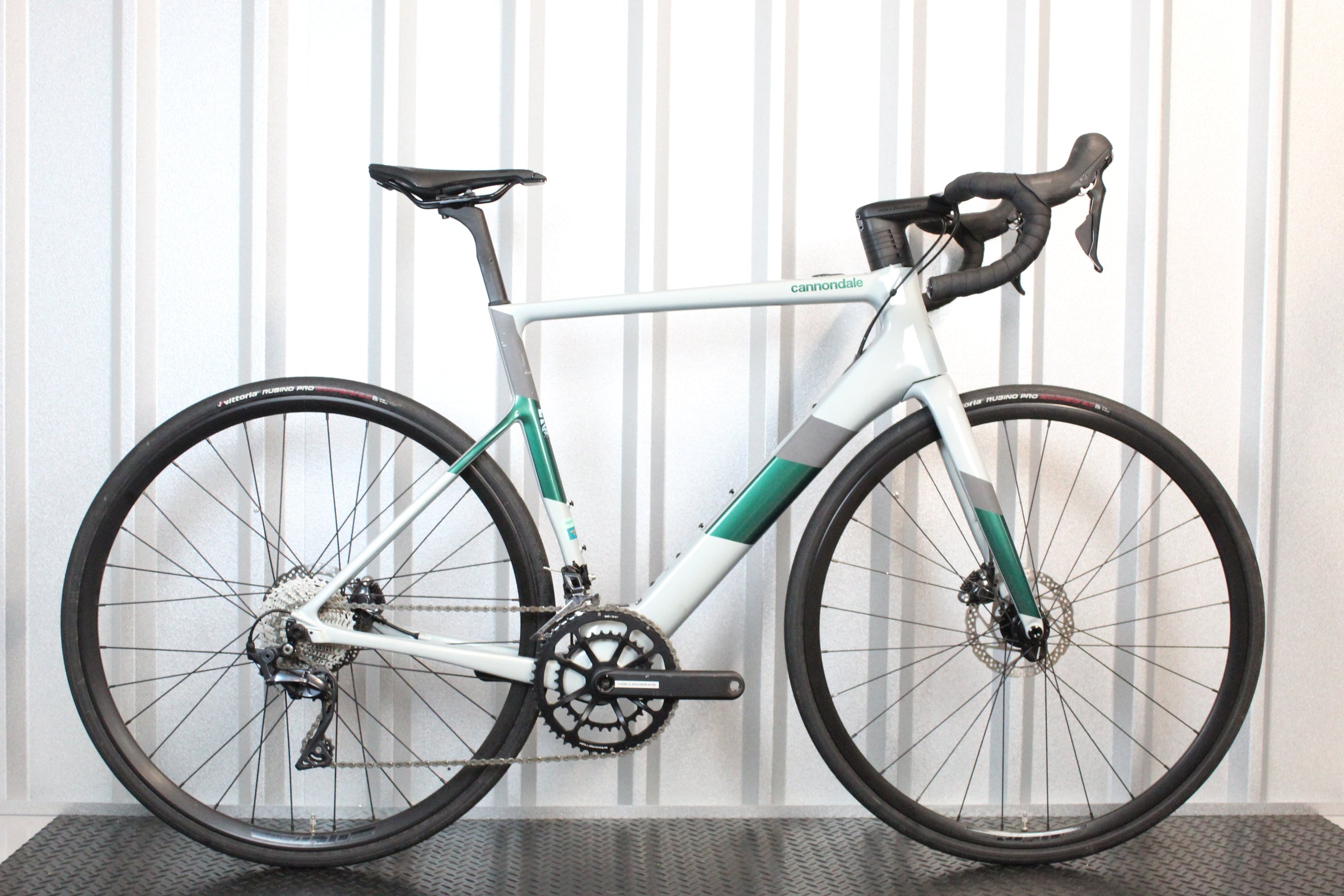 2021 Cannondale SuperSix EVO Neo 2 Ultegra Road E-Bike Sage Gray, Size Large, Near Mint