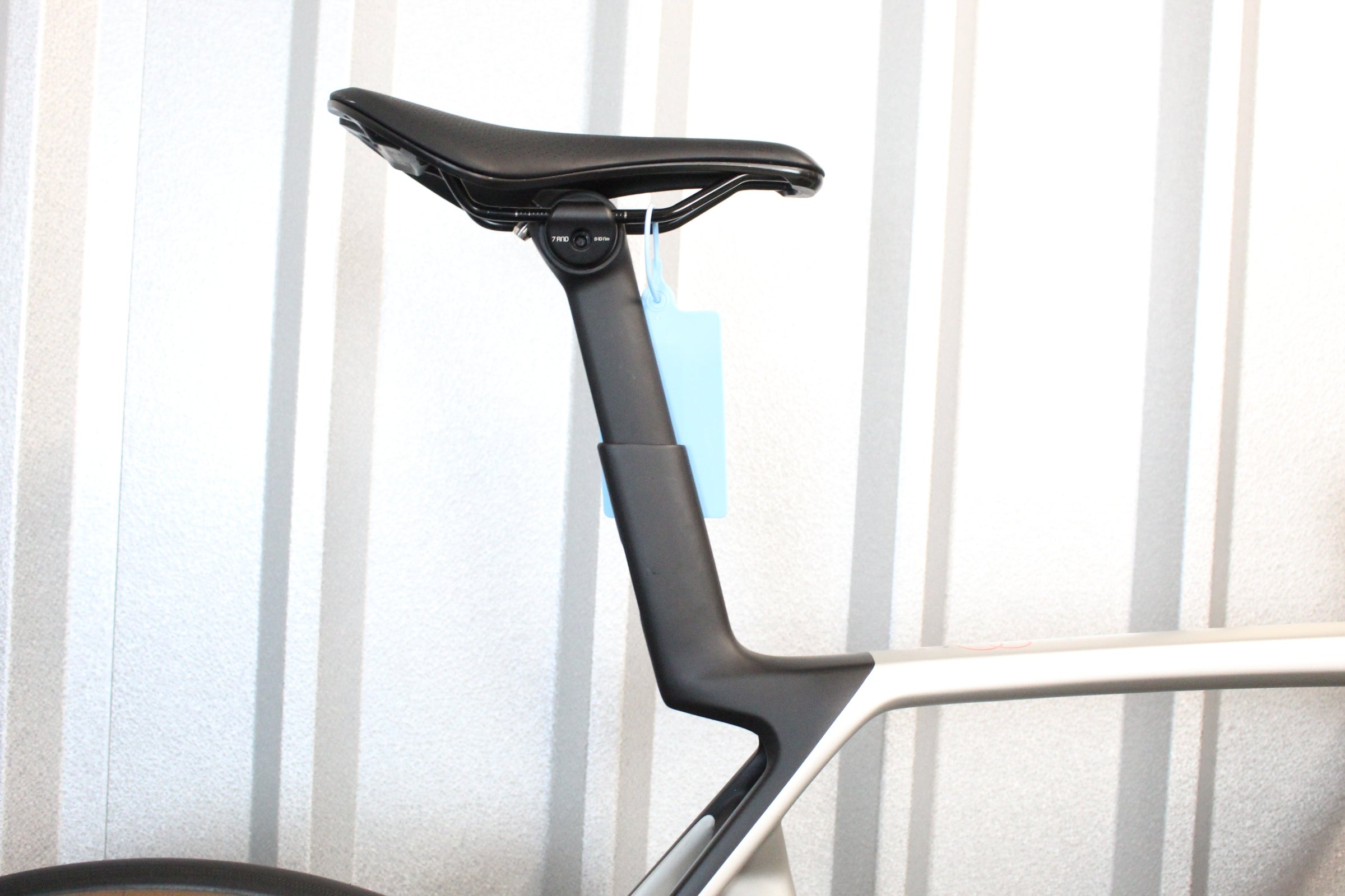 2024 Trek Madone SL 7 Gen 8 Ultegra Di2 Road Bike, Size Large – Mint Condition