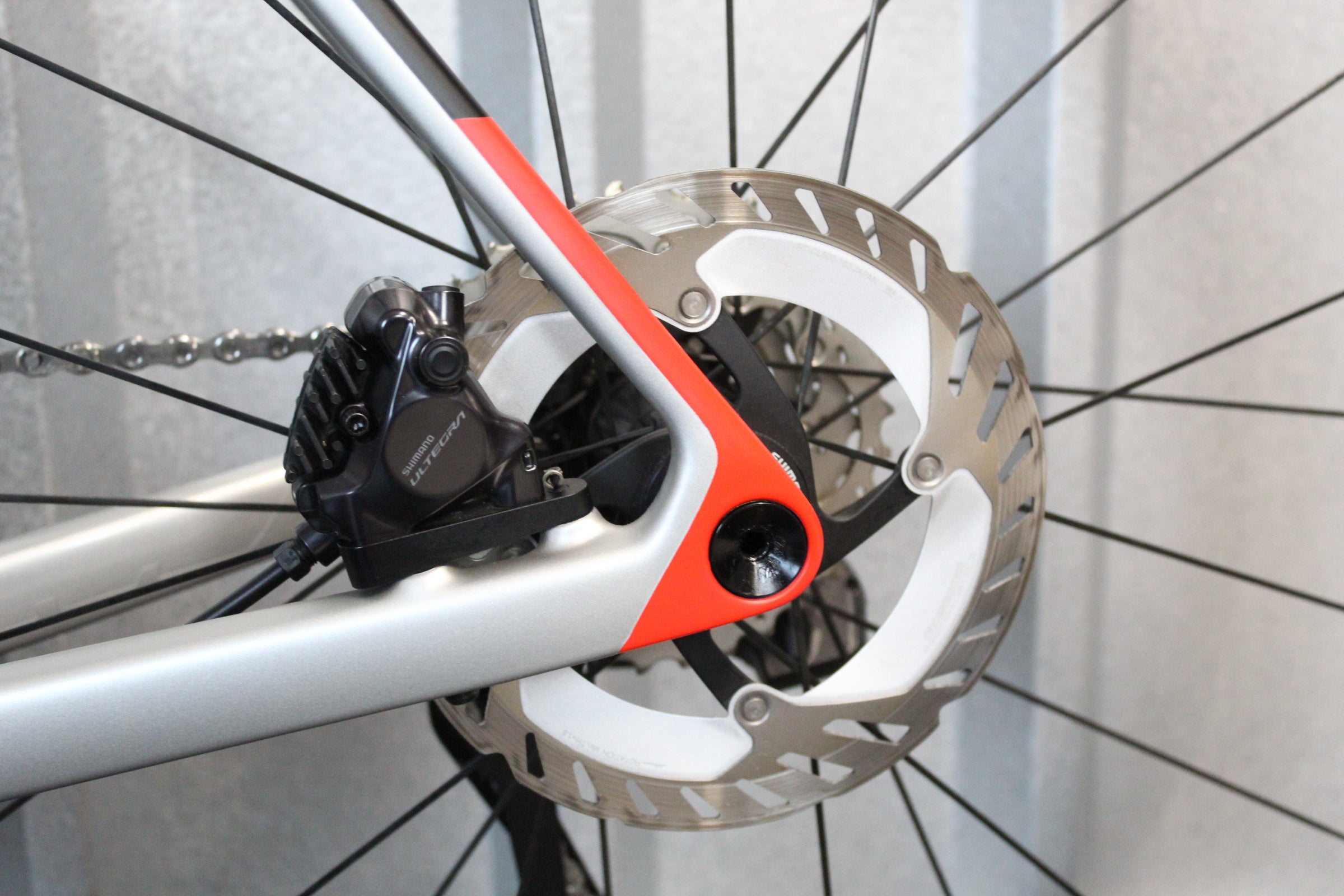 2024 Trek Madone SL 7 Gen 8 Ultegra Di2 Road Bike, Size Large – Mint Condition