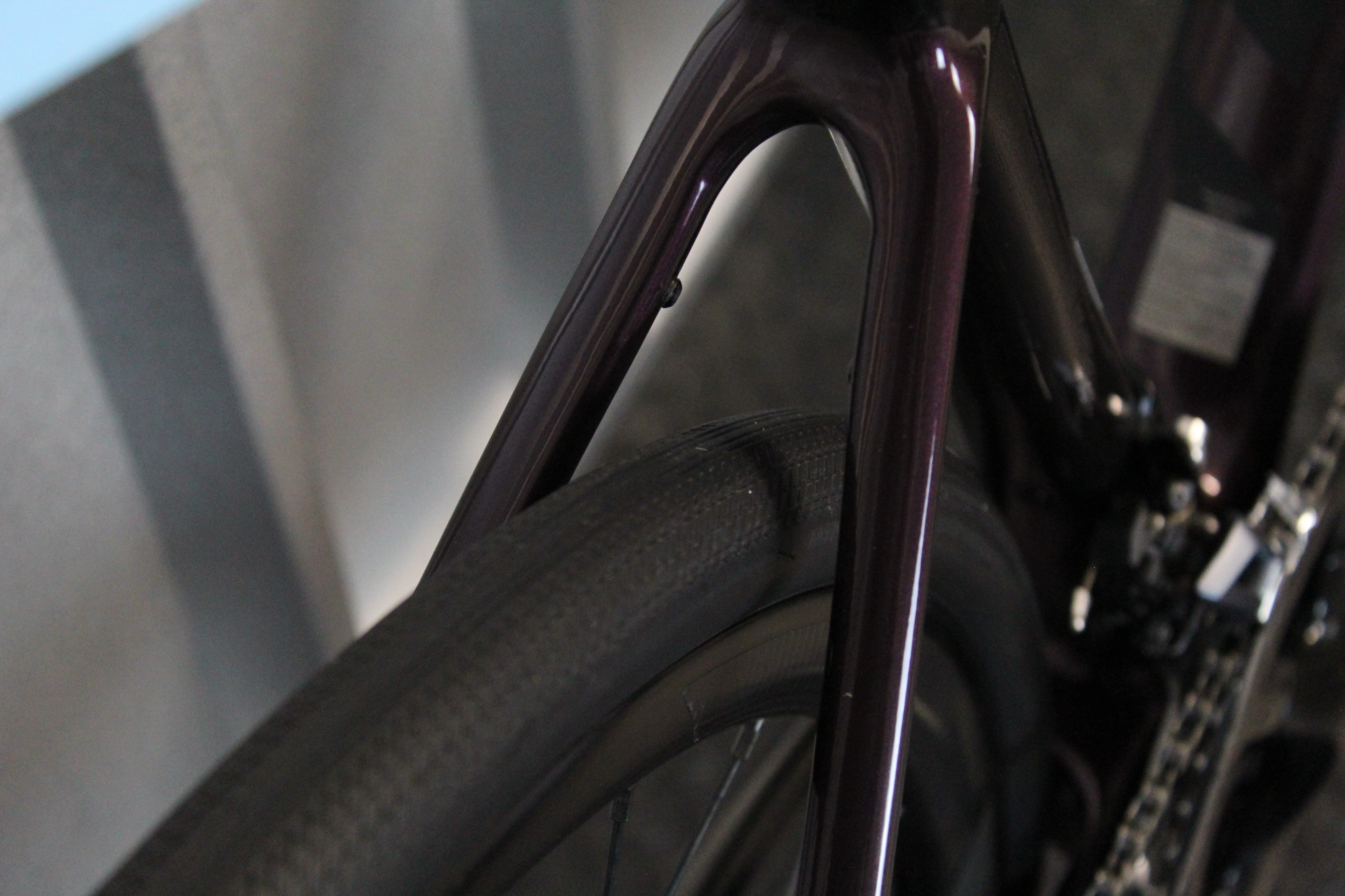2021 Giant Defy Advanced 1 Ultegra Road Bike Purple, Size Medium – Lightly Used