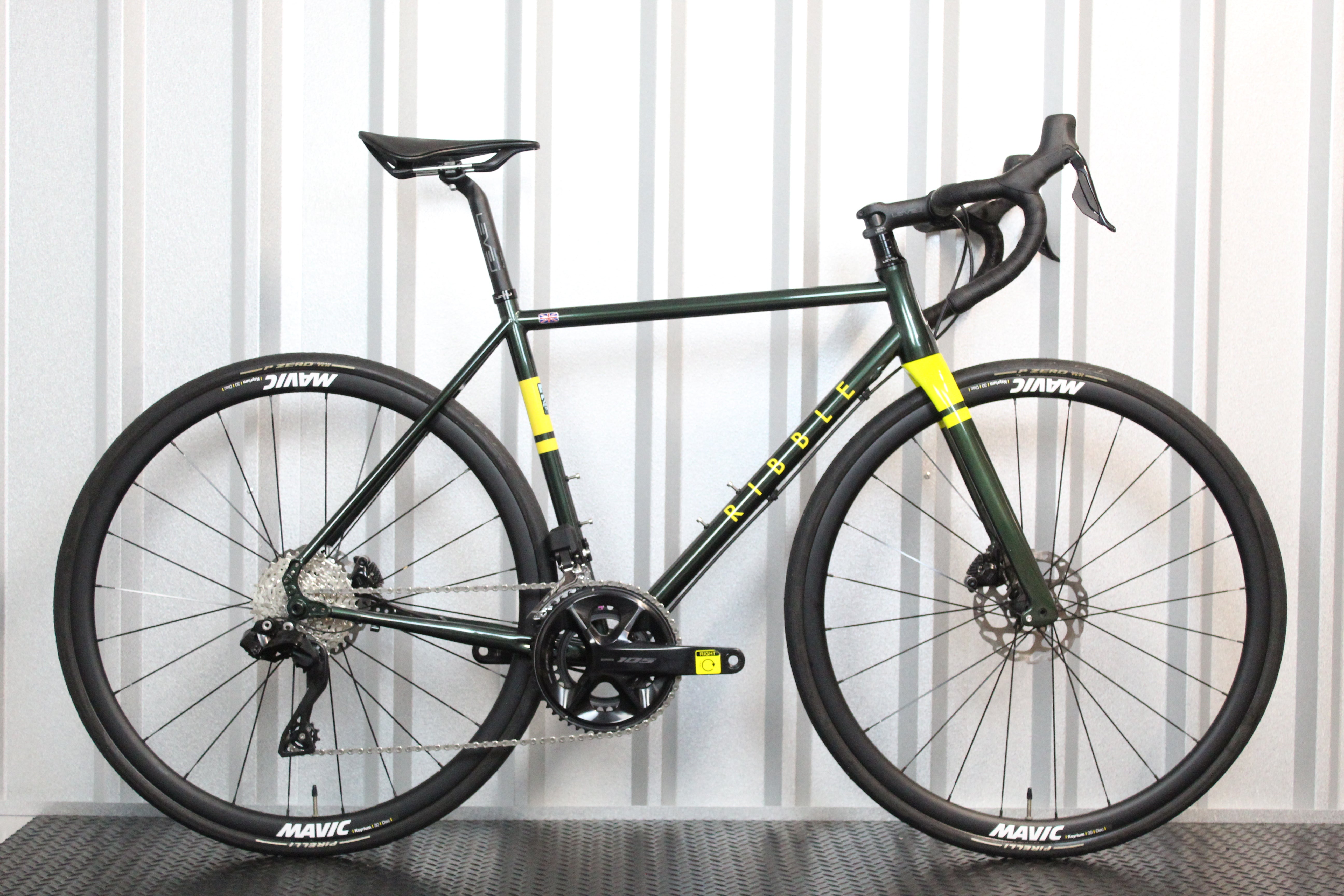 2025 Ribble Endurance 725 Disc Pro 105 Di2 Road Bike, Size Small – New Other