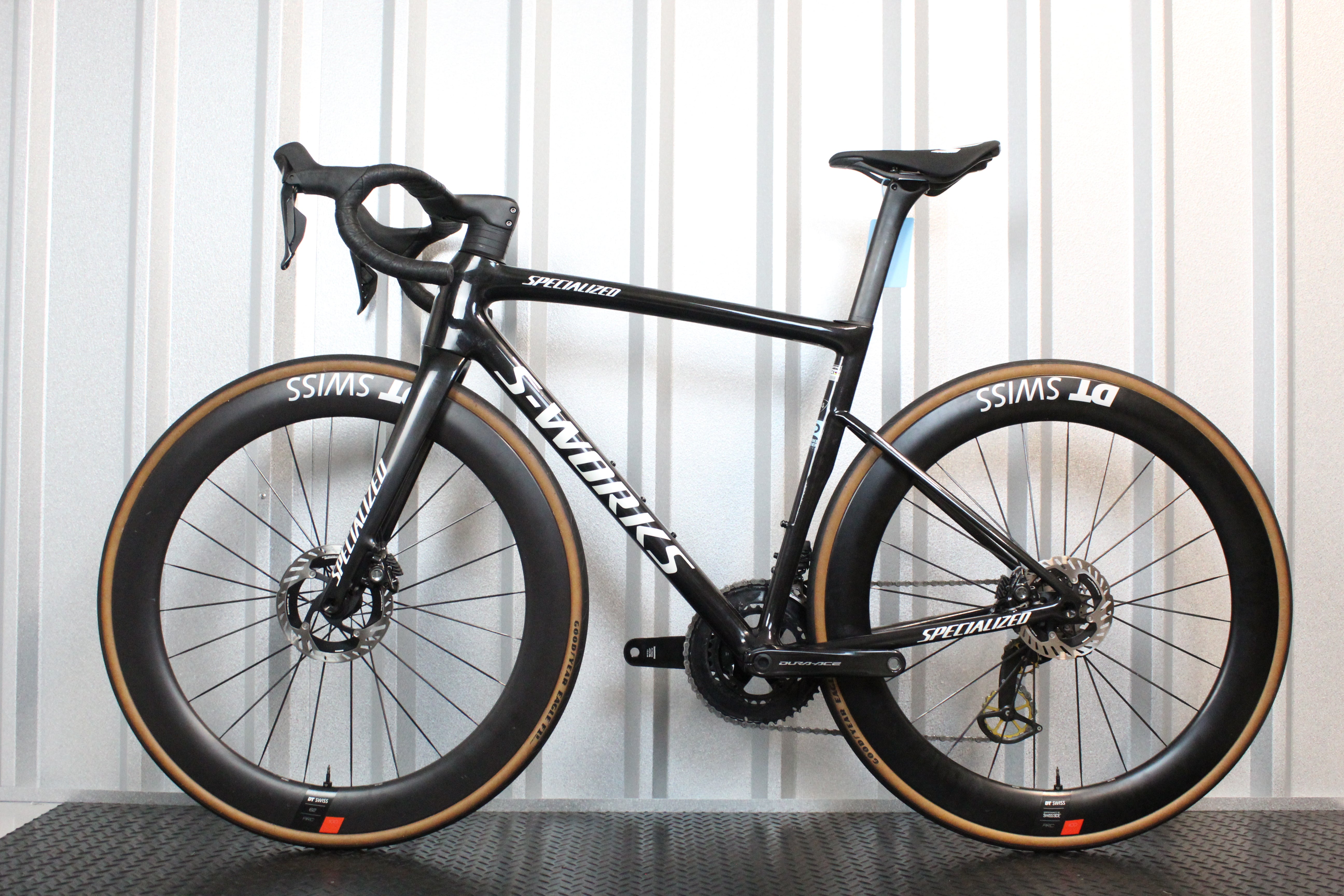 2023 Specialized S-Works Tarmac SL8 Project Black Dura-Ace Di2 Gloss Black, Size 54cm – Lightly Used