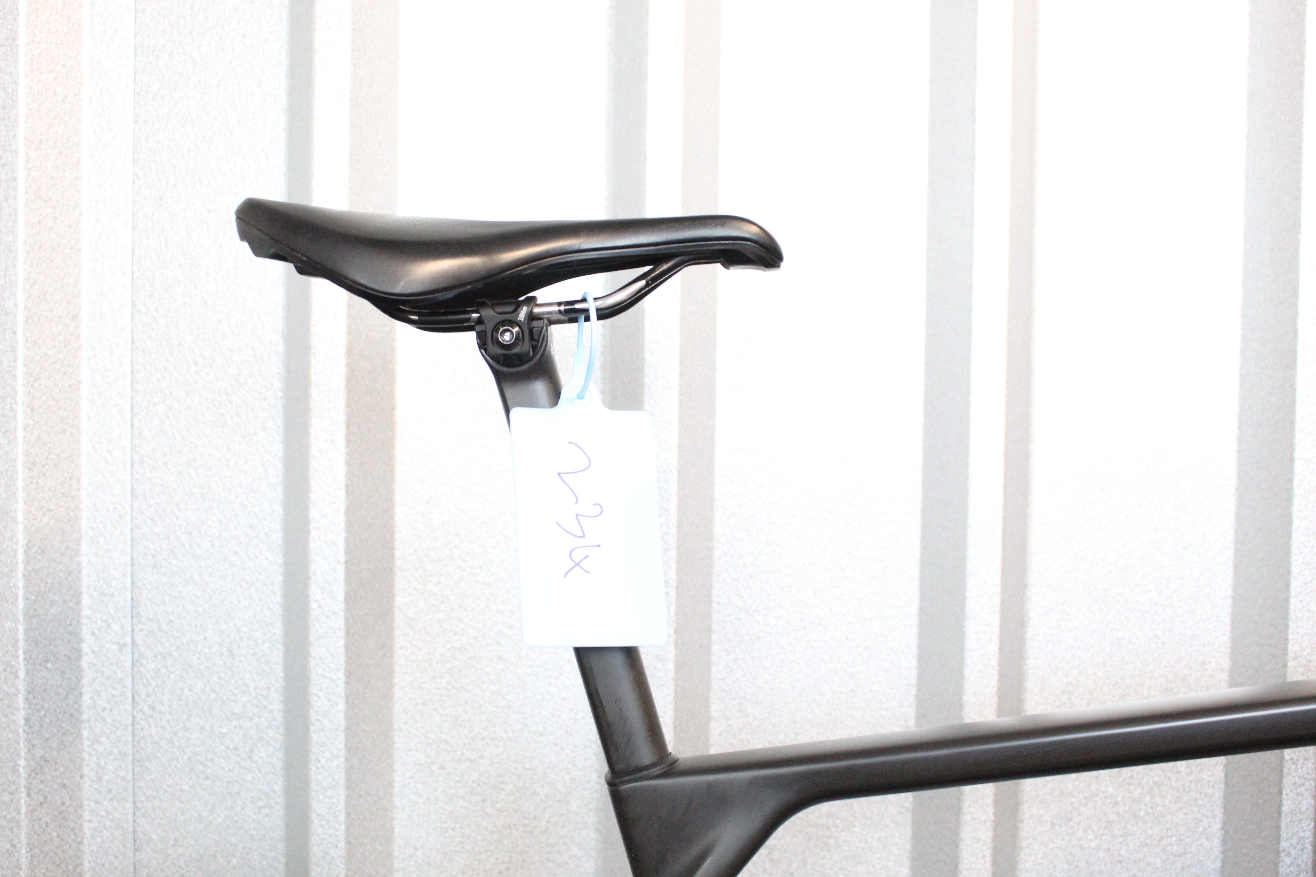 2024 Canyon Ultimate CFR SRAM Red AXS Road Bike Black, Size Medium – Near Mint
