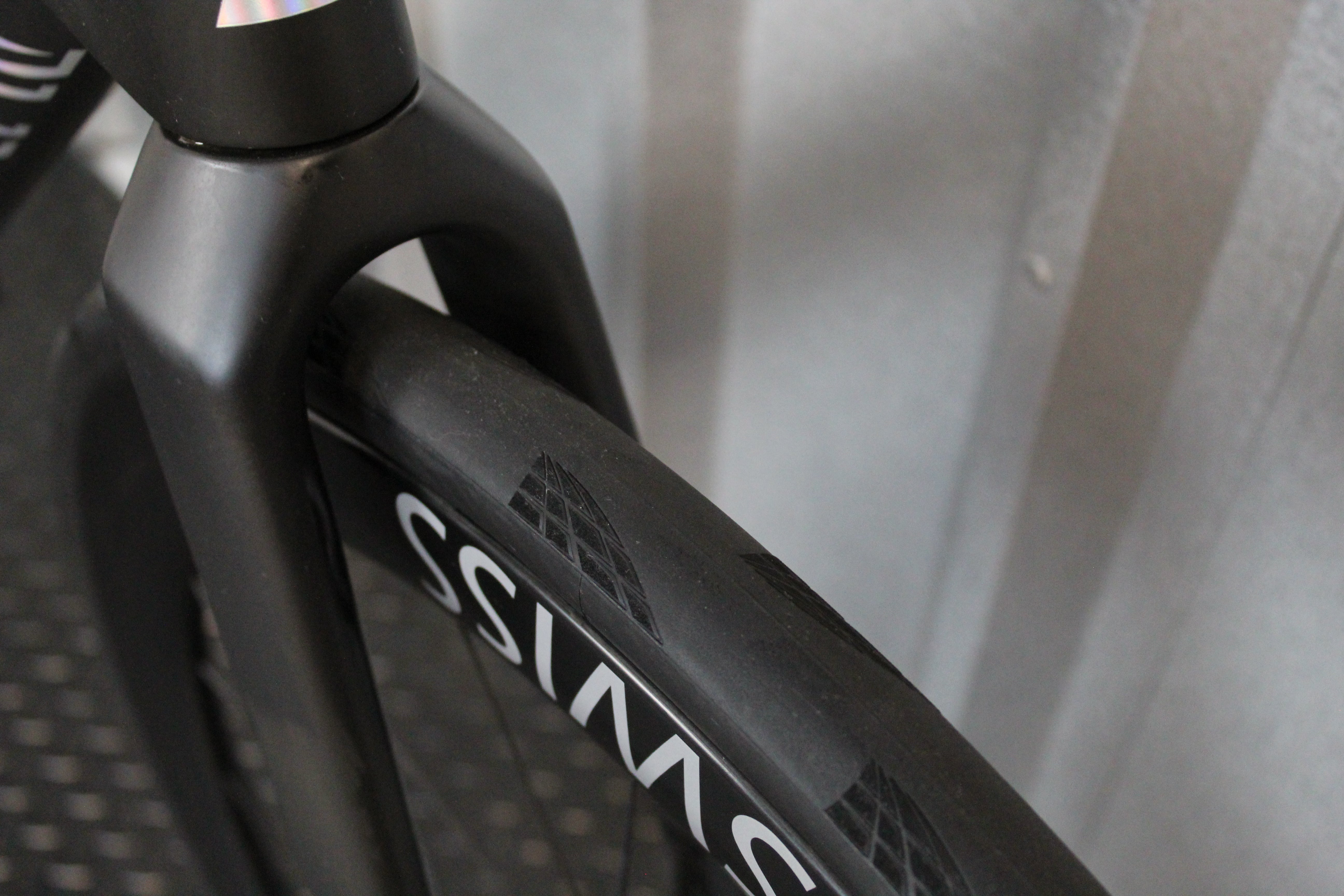 2024 Canyon Ultimate CFR SRAM Red AXS Road Bike Black, Size Medium – Near Mint