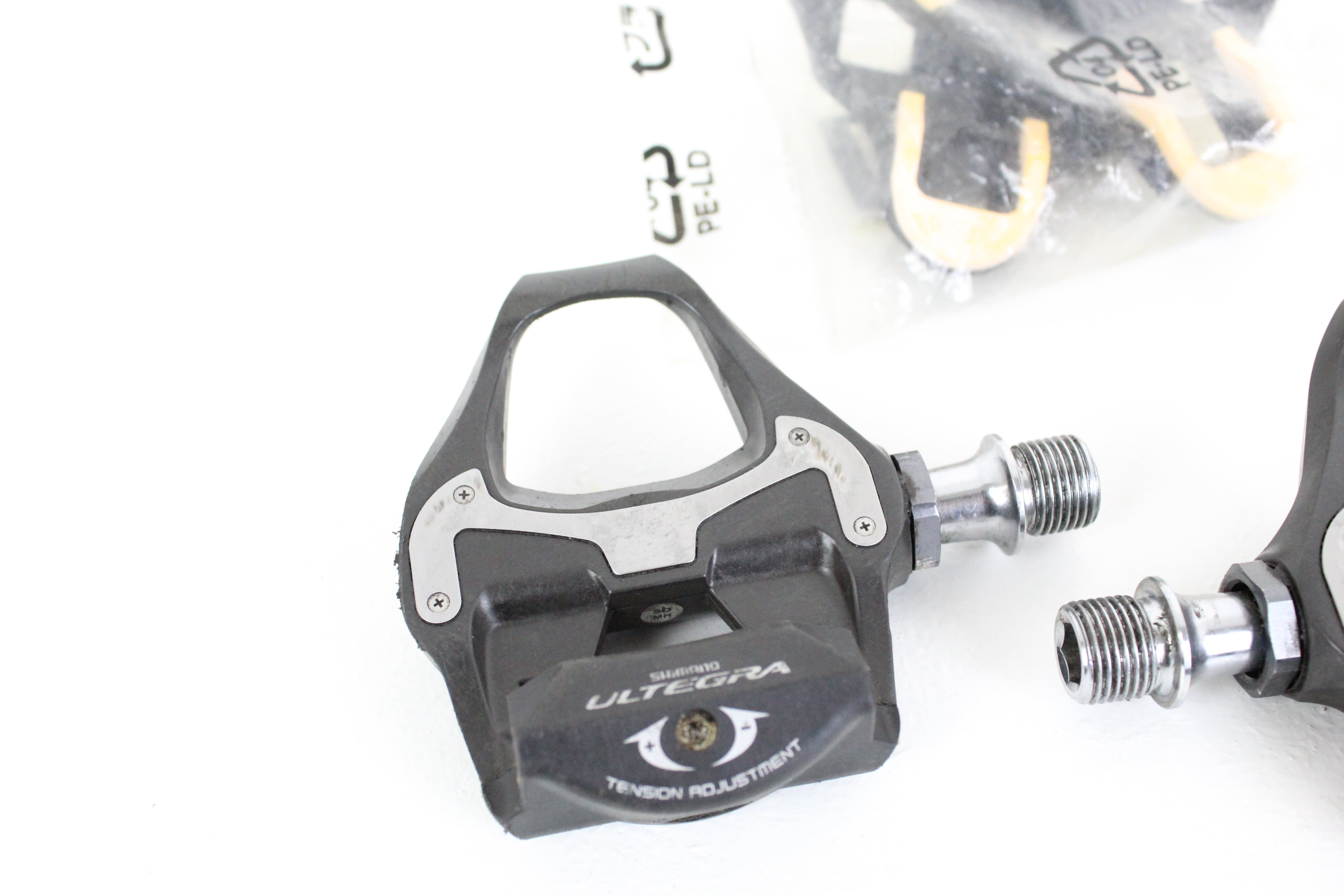 Pedals- Shimano Ultegra PD-6800 Carbon SPD SL 260gr - Lightly Used