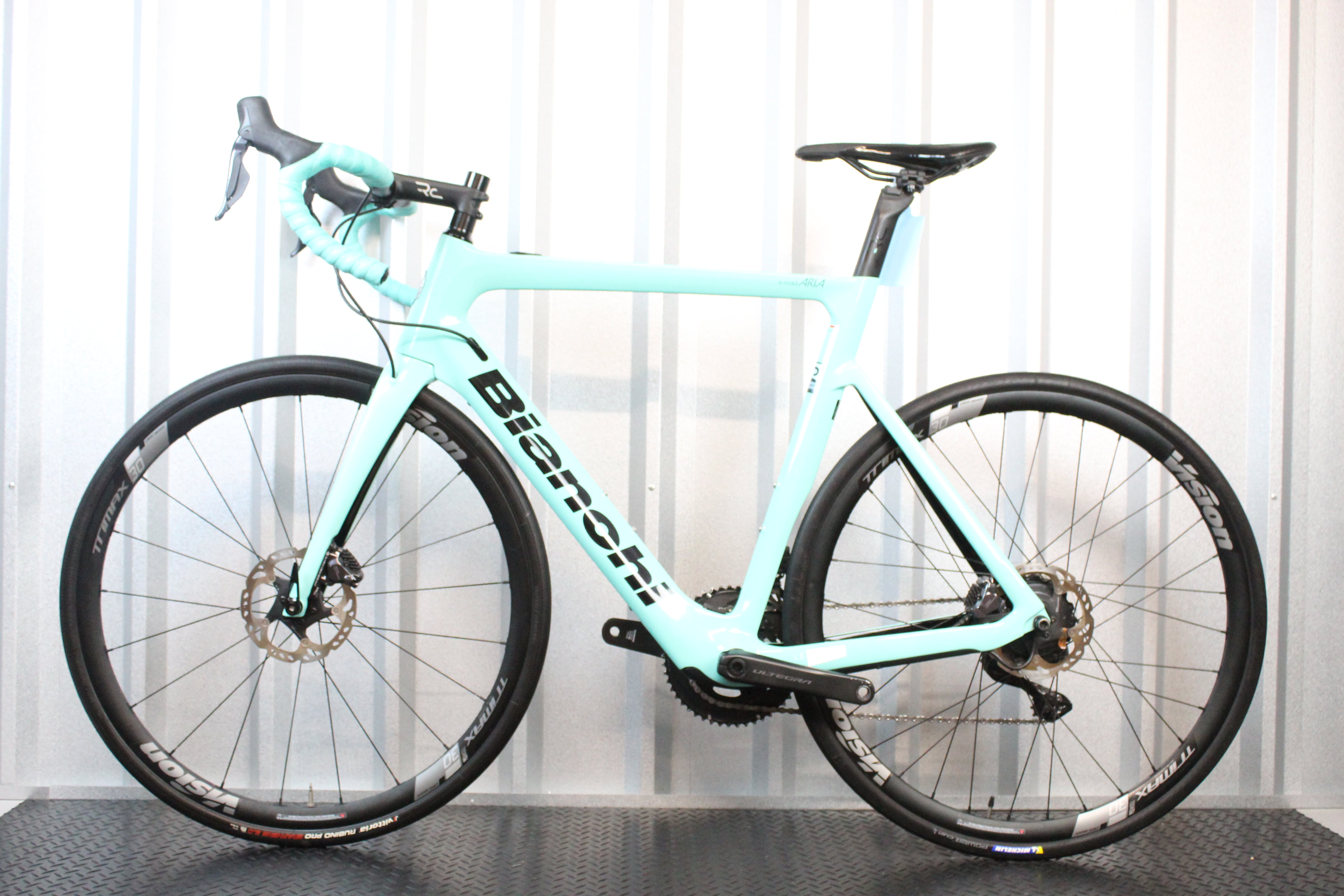 2025 Bianchi Aria e-Road Ultegra Di2 Electric Road Bike Celeste, Size 59cm – Mint
