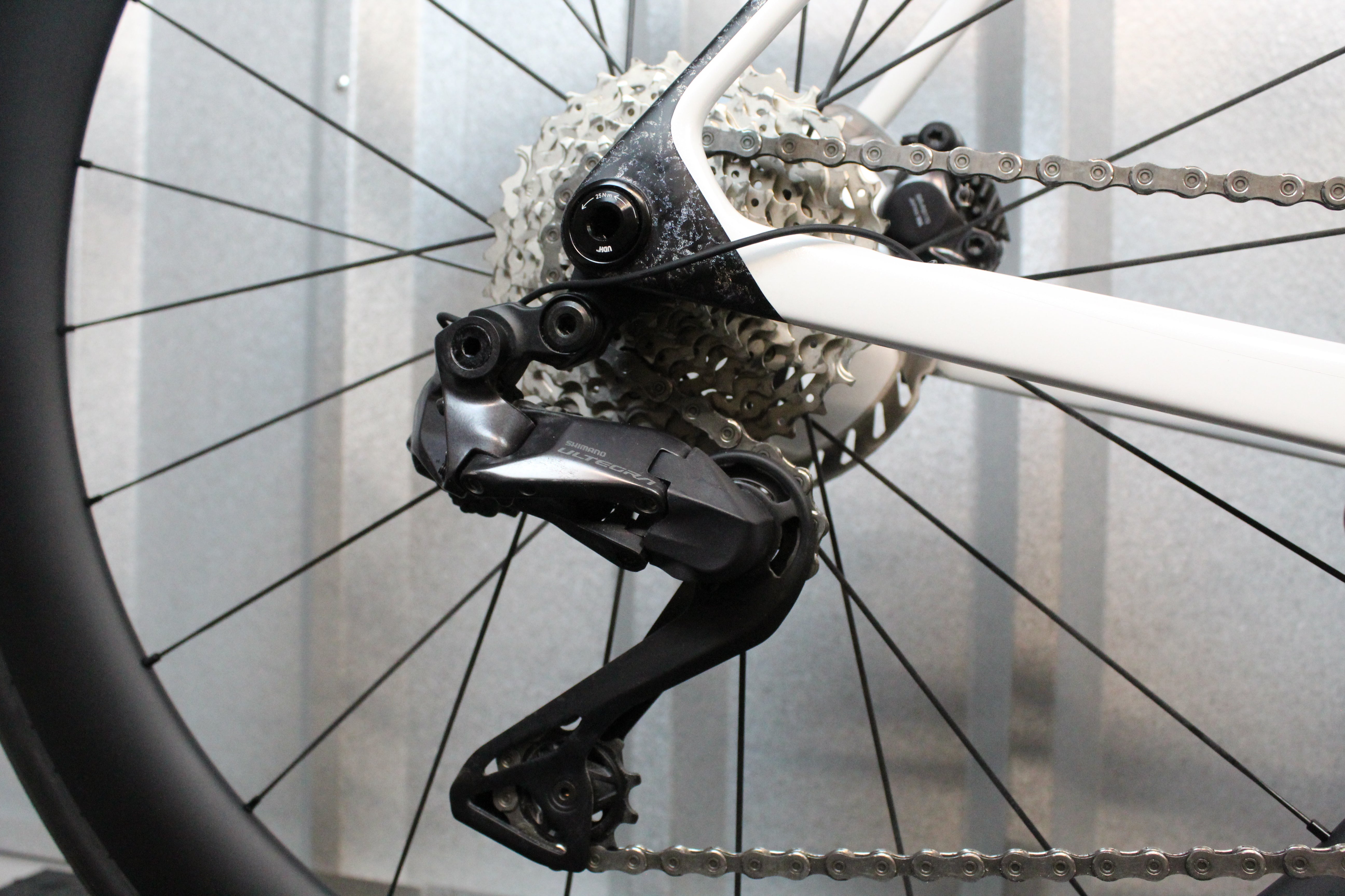 2026 Trek Madone SL 7 Gen 8 Ultegra Di2 Road Bike Crystal White, Black Smoke, Size M/L – New Other