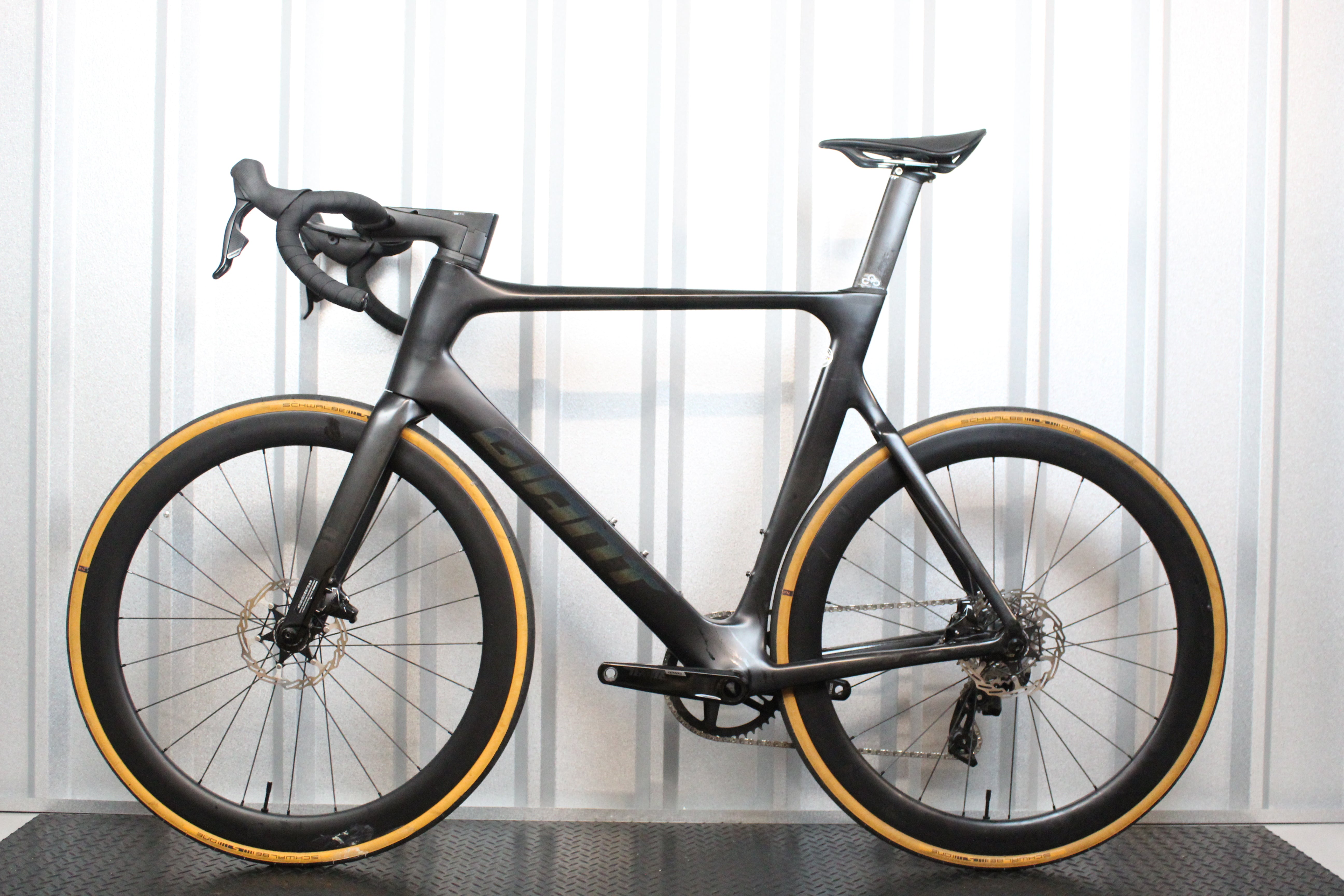 2022 Giant Propel Advanced Pro 1 Rival AXS Road Bike Black, Size XL – Used