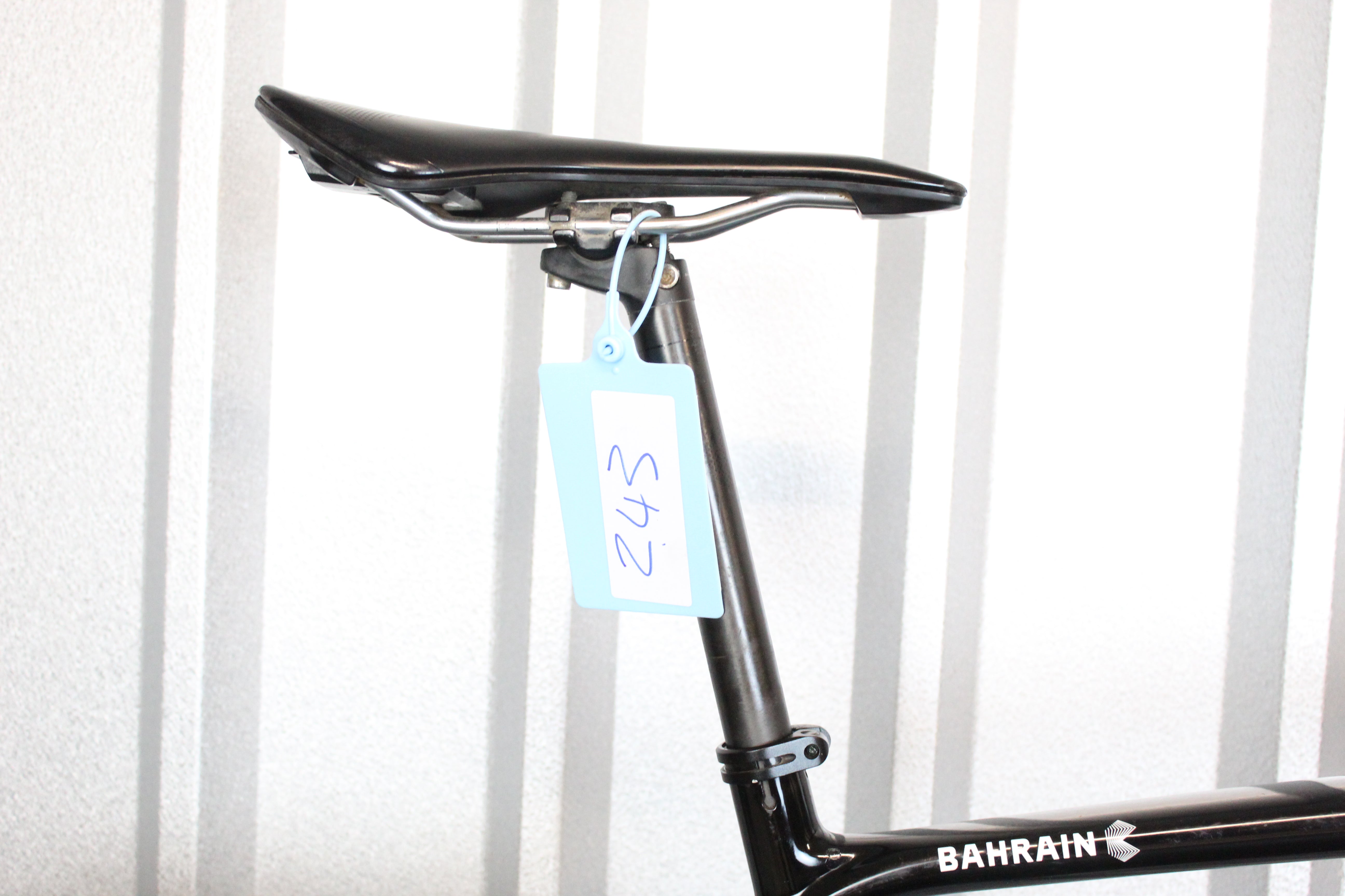 2021 Merida Scultura 5000 Bahrain Edition Ultegra Di2 Road Bike Orange, Black S/M – Used