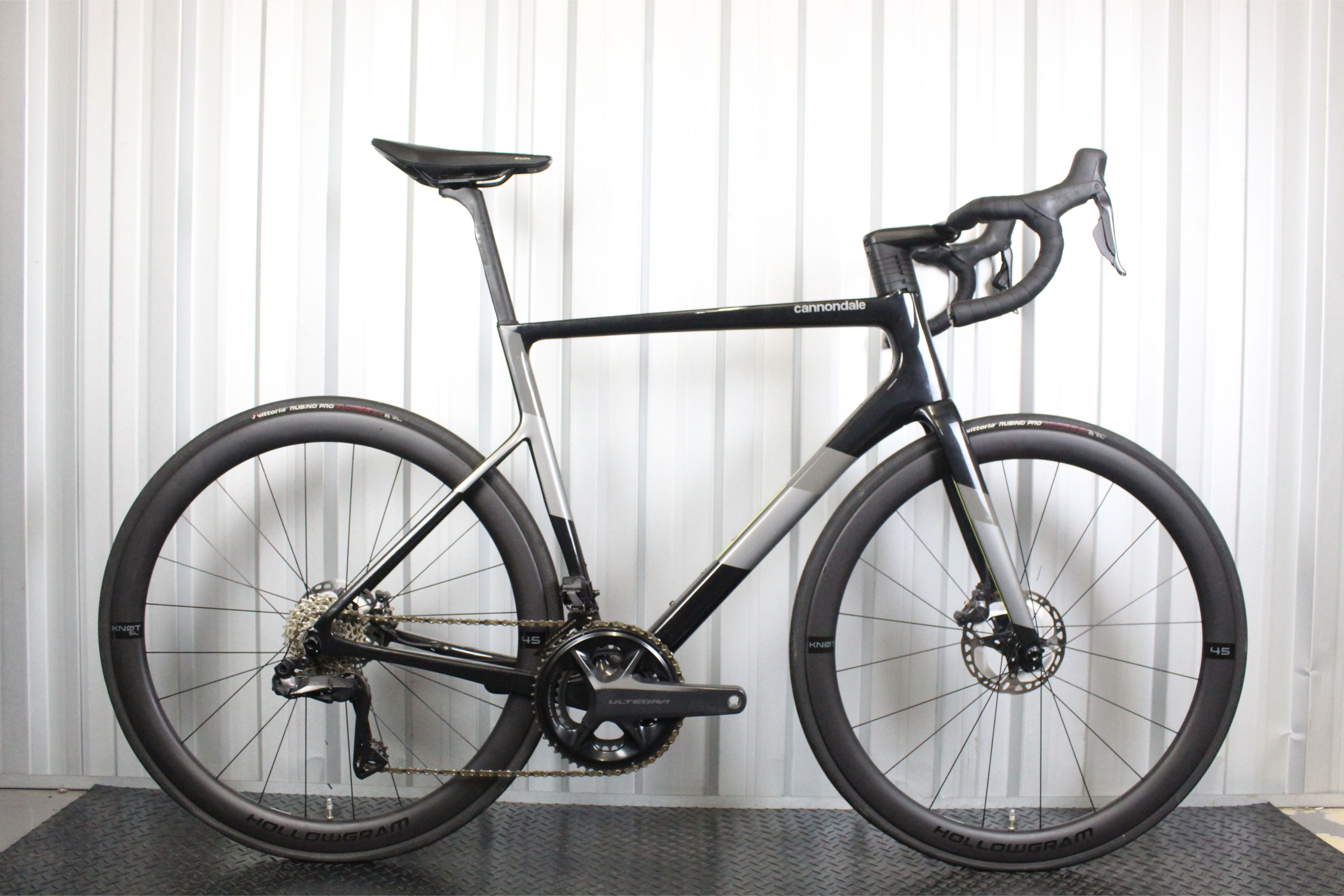 2023 Cannondale Supersix EVO Ultegra Di2 Road Bike (Size 56cm) - Near Mint