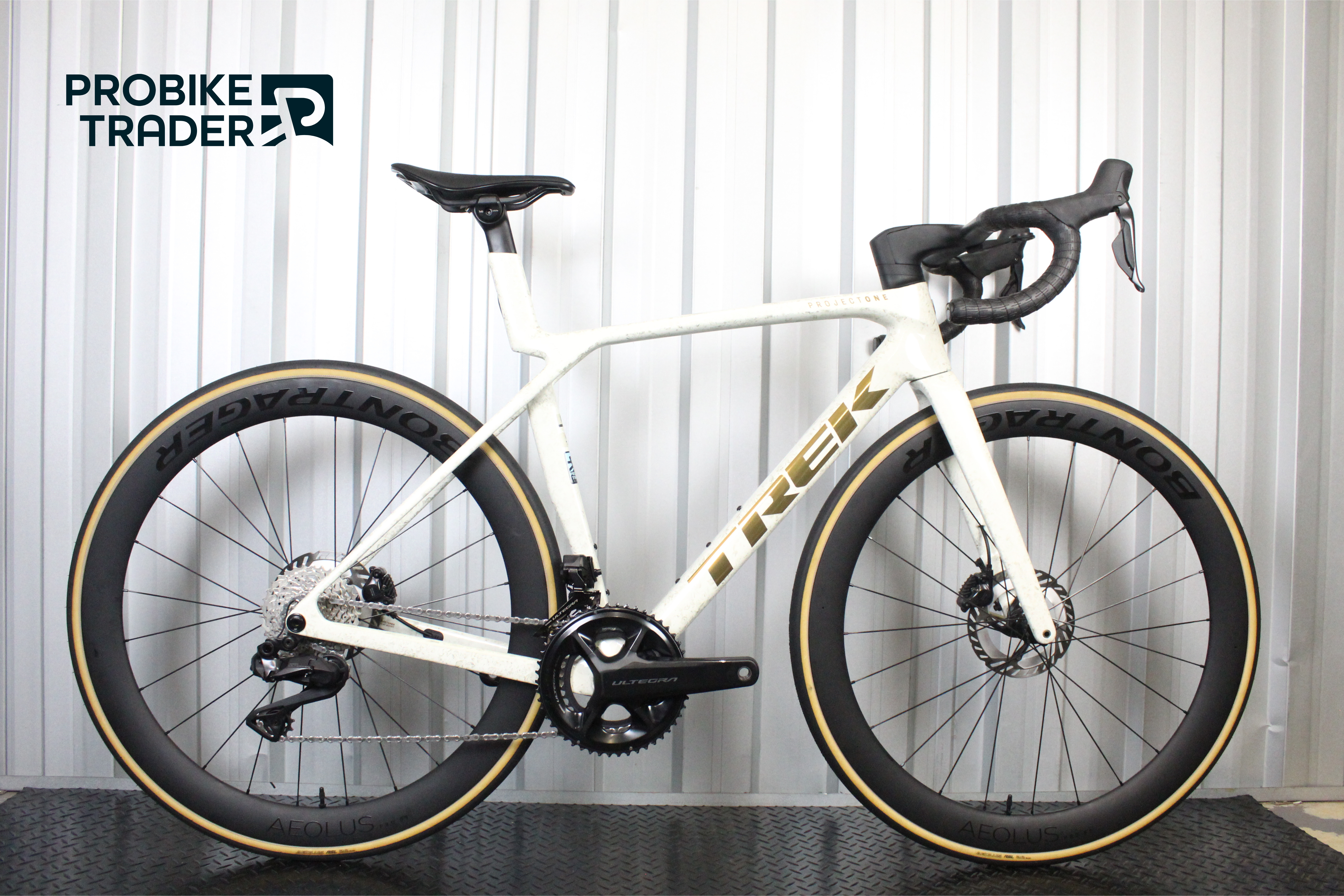 2025 Trek Madone SLR 7 Gen 8 Ultegra Di2 Era White (Size Medium) - Mint (Pending) Total to pay